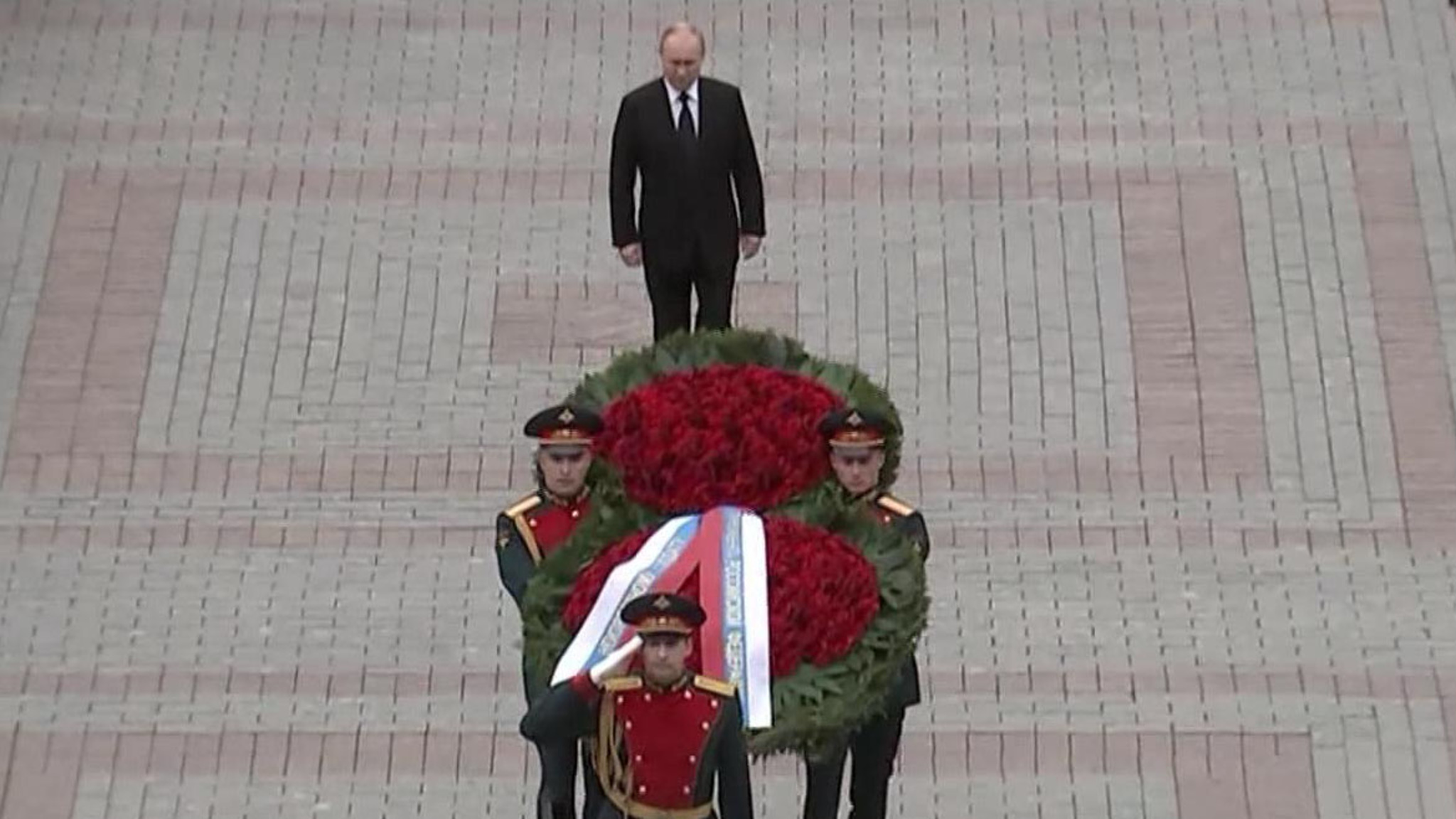 Памятные мероприятия в День памяти и скорби проходят в России