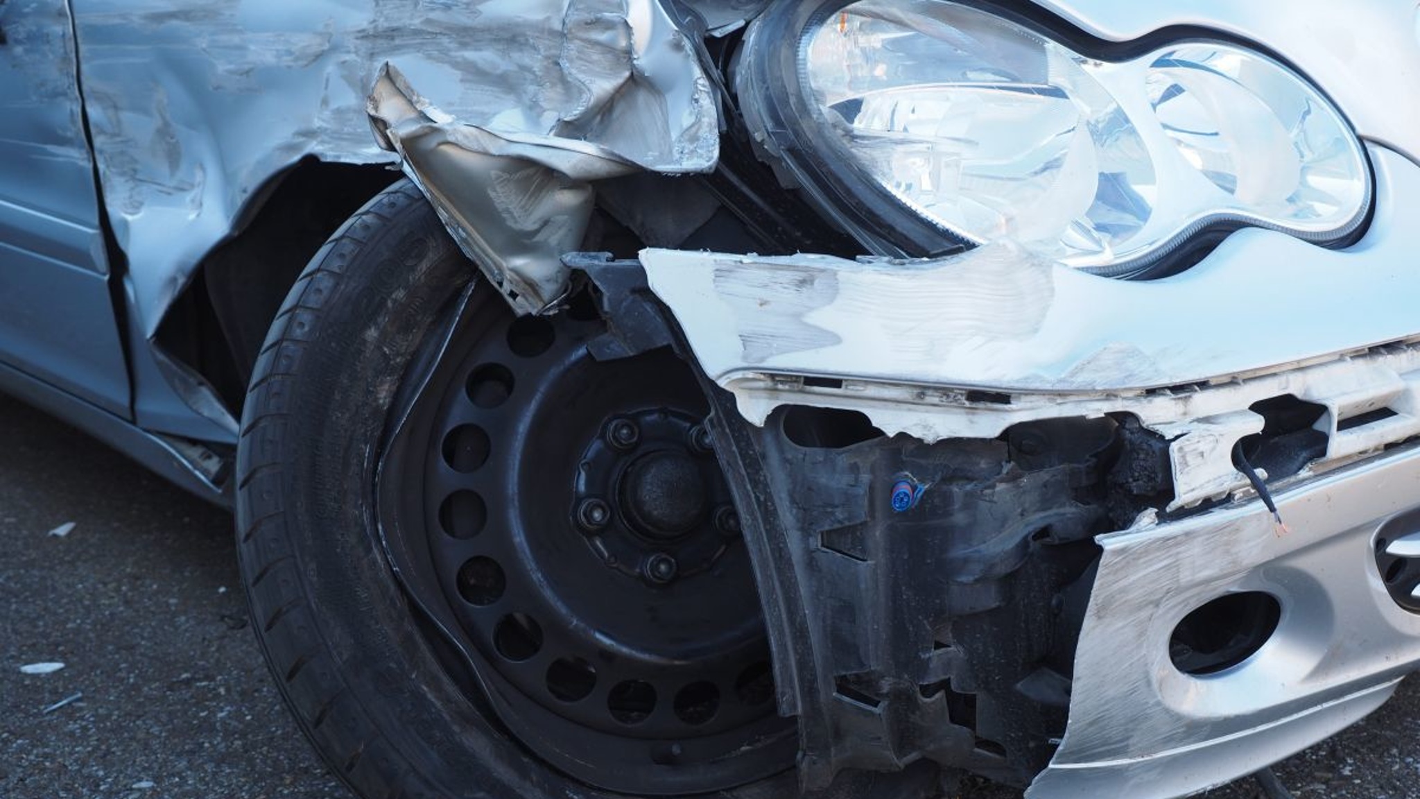 В Муроме владельцы поврежденных на разбитых дорогах авто пошли по судам