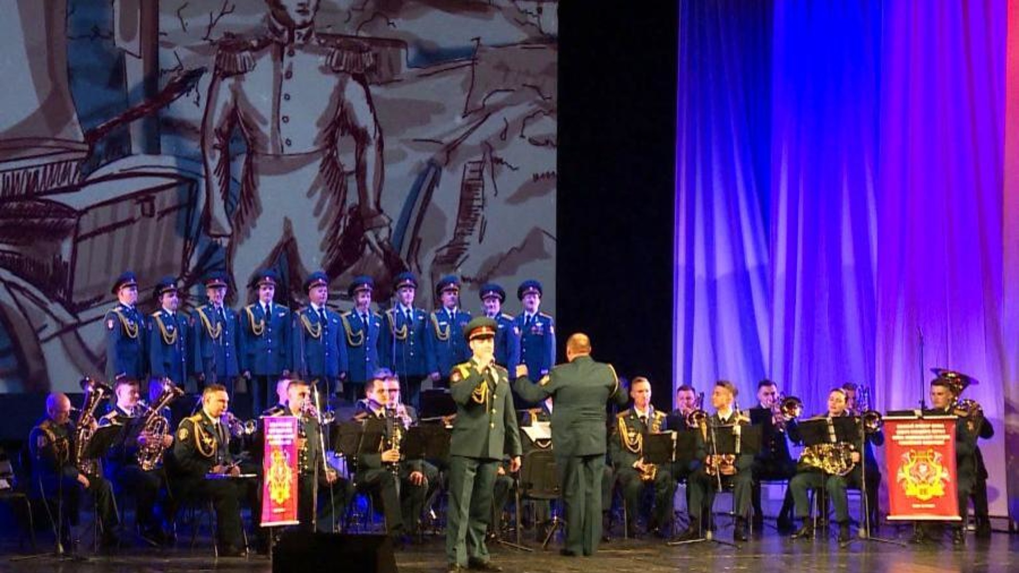 Сегодня в Архангельском городском культурном центре выступил ансамбль песни и пляски Северо-западного округа Росгвардии