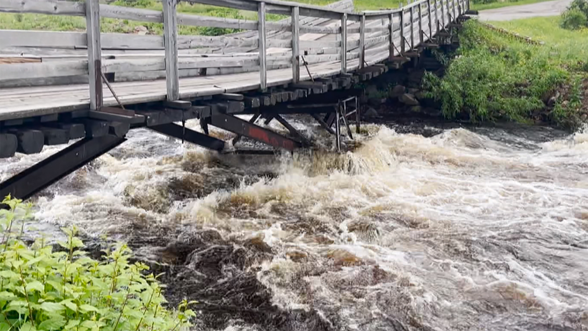 Метеорологи прогнозируют повышение уровня воды больше чем на метр в реке Шилка у Сретенска
