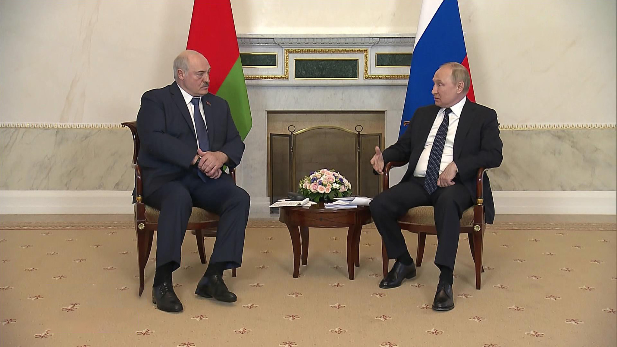 Путин предложил ответы на беспокойство Минска о политике Польши и Литвы