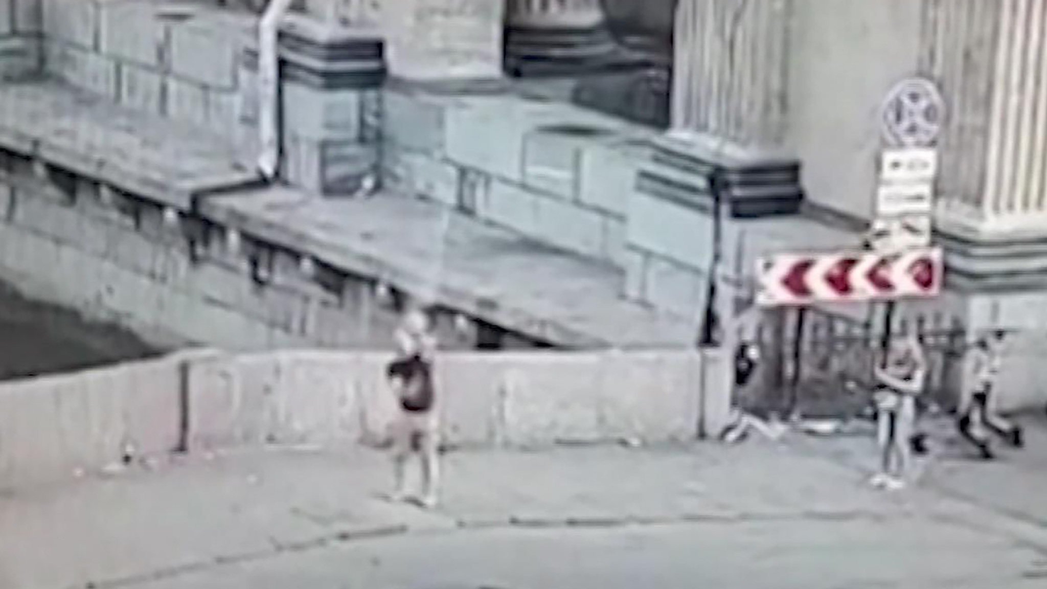 В Петербурге от петарды тяжело пострадала 59-летняя женщина