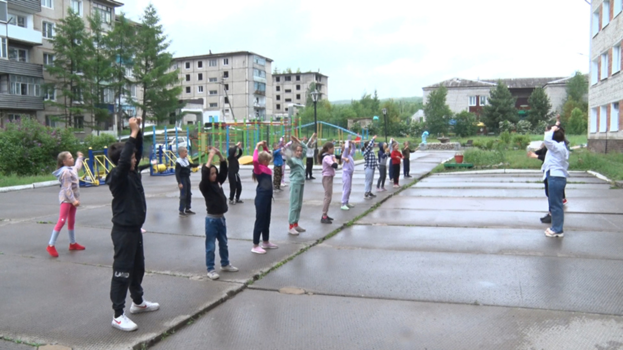 Сковородинские школьники весело и с пользой проводят время в летнем лагере