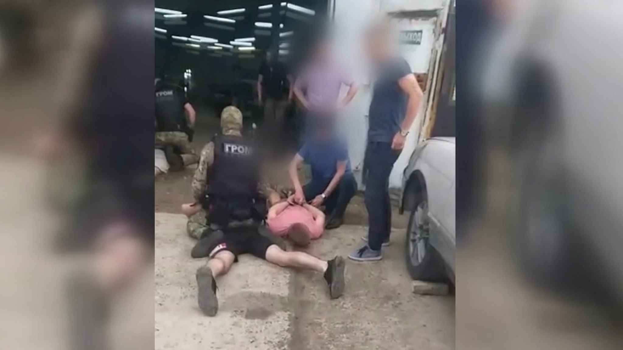 Благовещенские полицейские задержали двоих курьеров – пособников мошенников