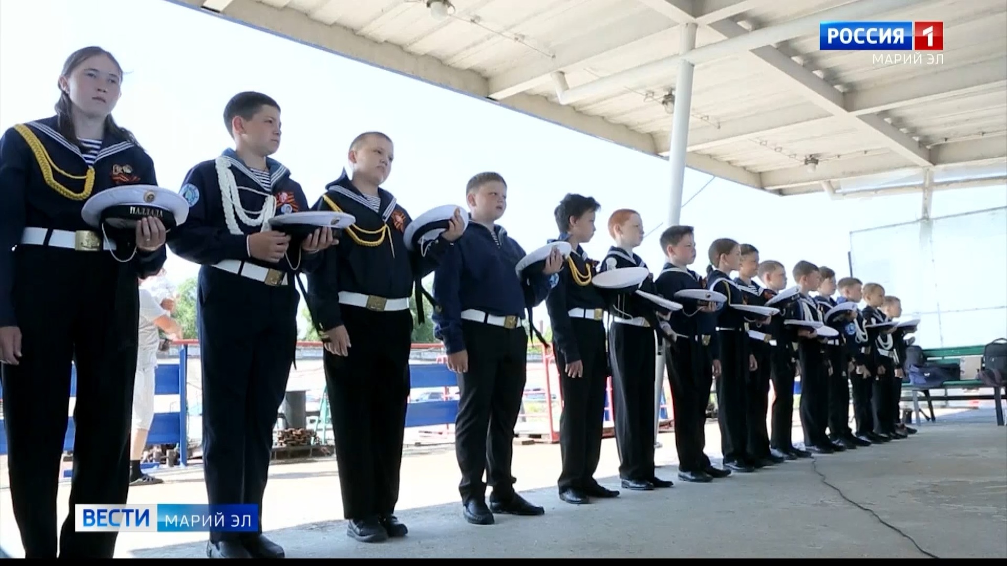 Около 100 км преодолели в первый день плавания юные моряки из Марий Эл