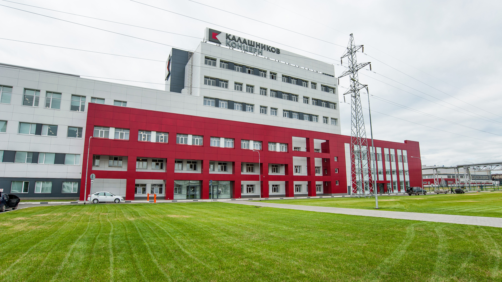 Концерн "Калашников" временно трудоустроит рабочих автозавода "Lada Ижевск"