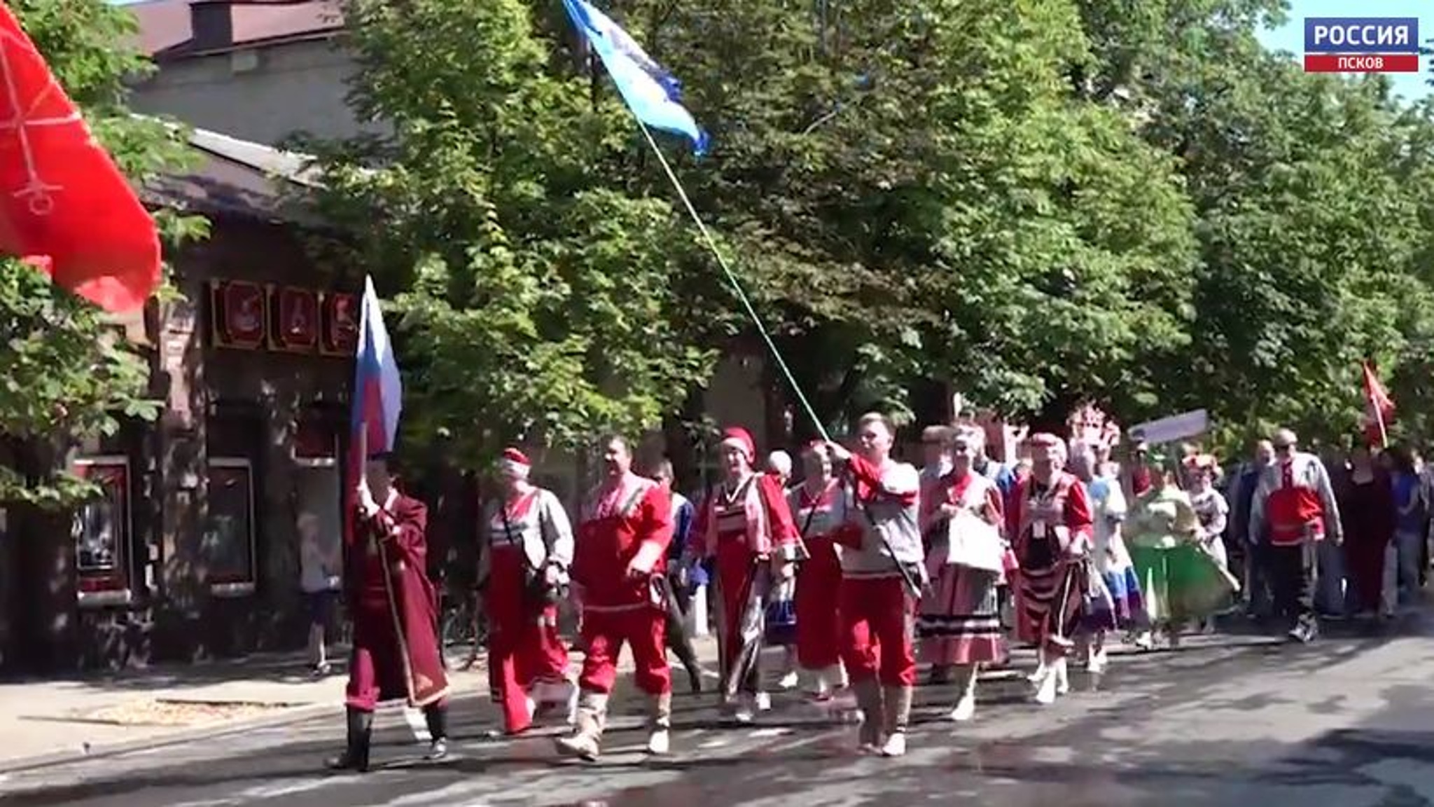Выступление псковского Ансамбля "Сказ" стало ярким завершением фестиваля народного творчества "Венок дружбы"