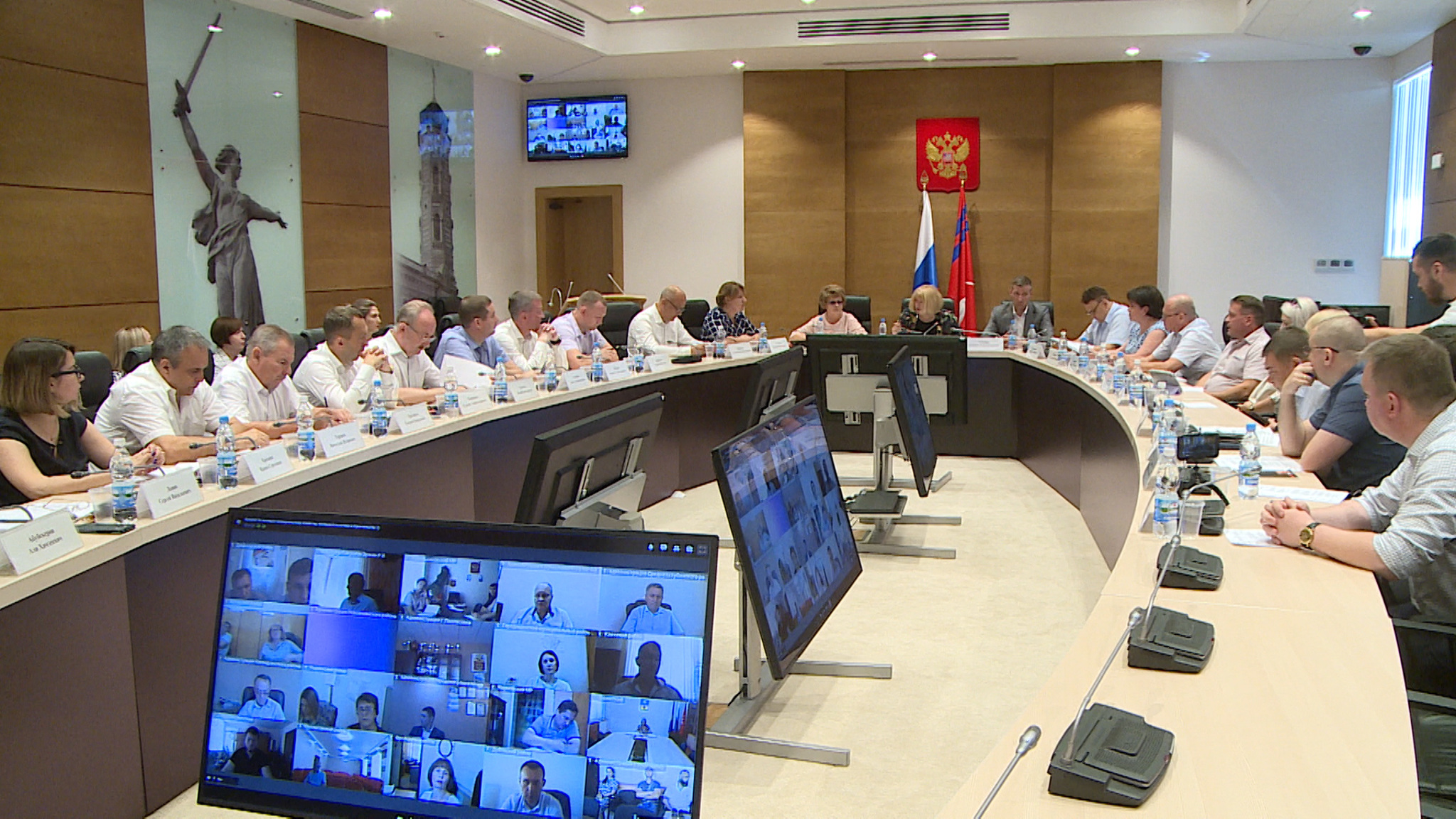 В Волгограде создали образец договора по управлению многоквартирными домами