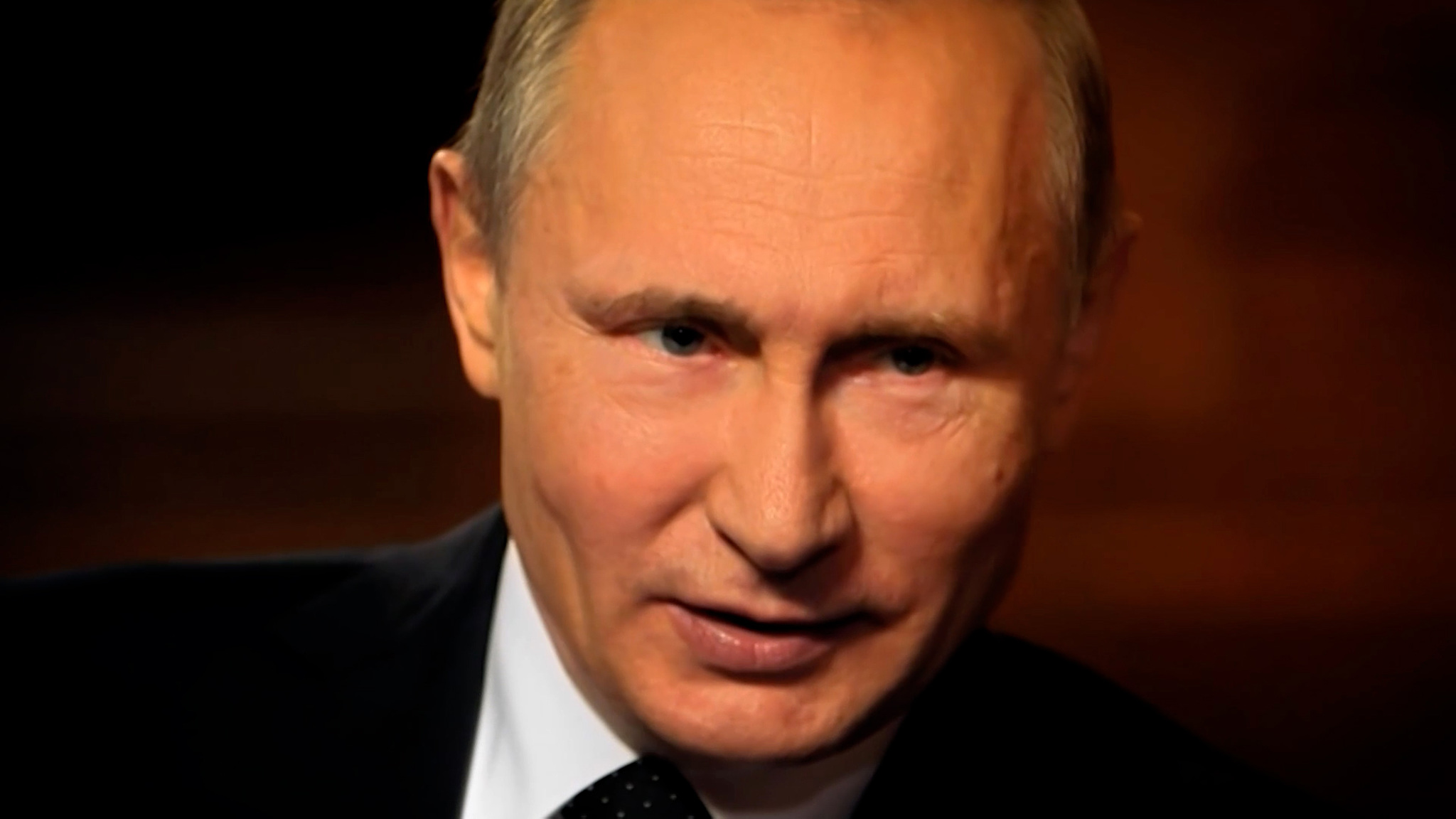 "Все приличные люди начинали в разведке". Путин процитировал Киссинджера