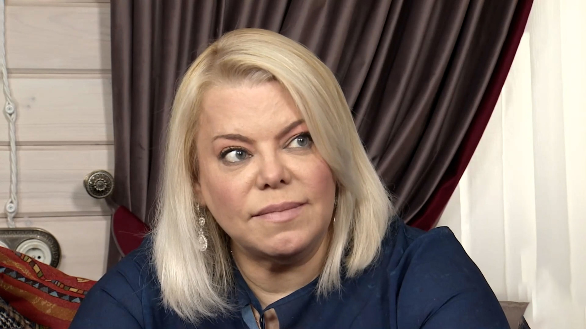Яна Поплавская о рождении первого сына в 17 лет: "Все правильно сделала"