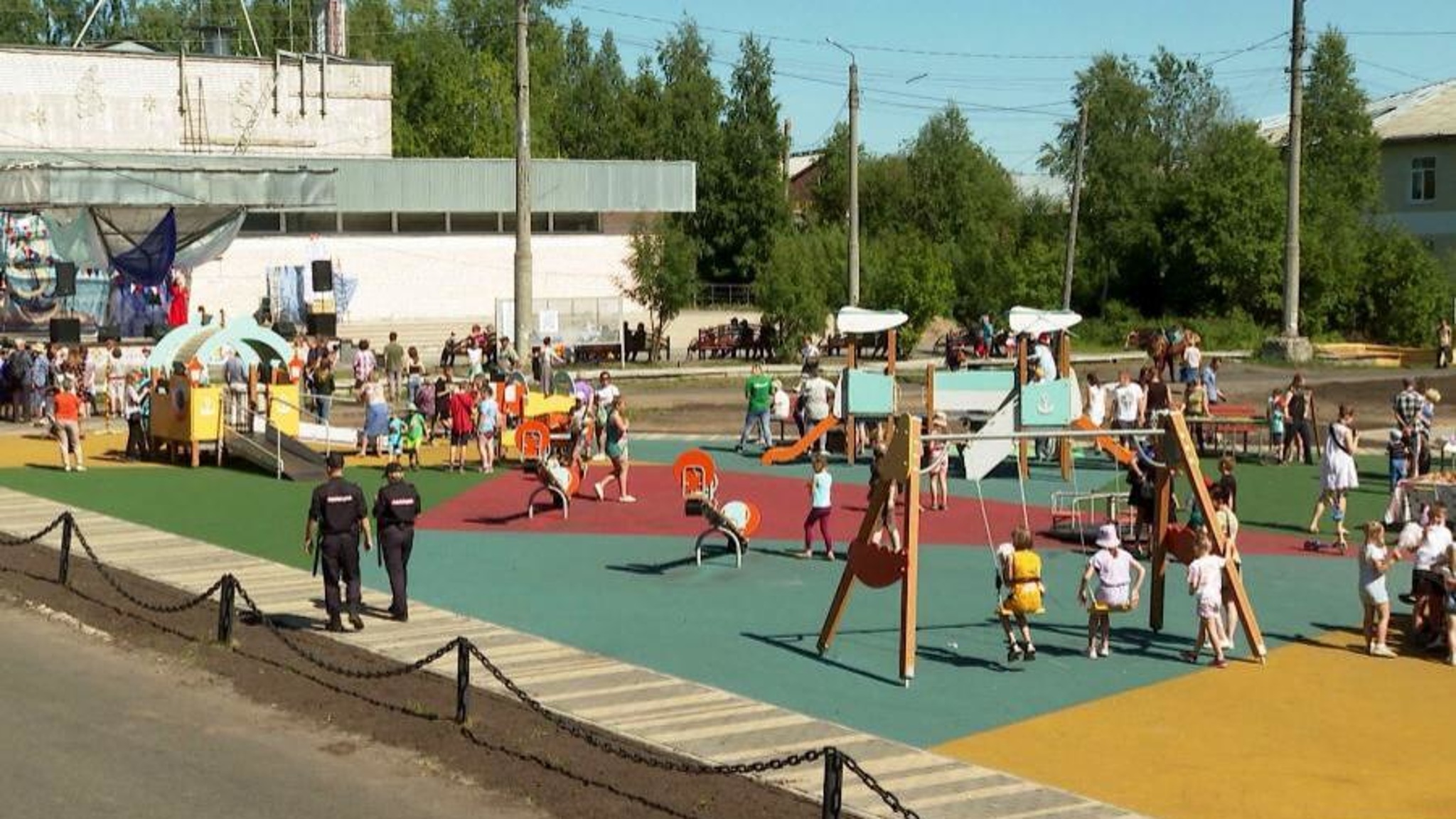 В Архангельске по федеральной программе "Комфортная среда" благоустроили еще одну общественную территорию