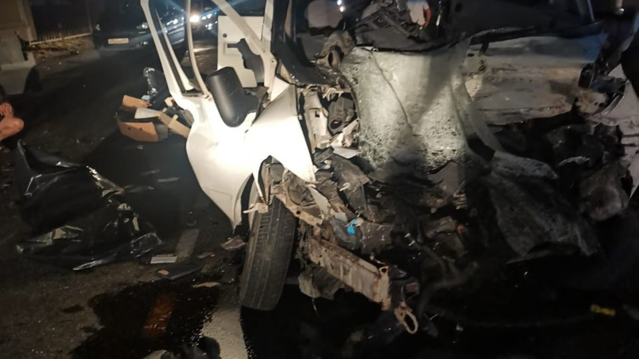 В ночной аварии в Новороссийске погибли два человека