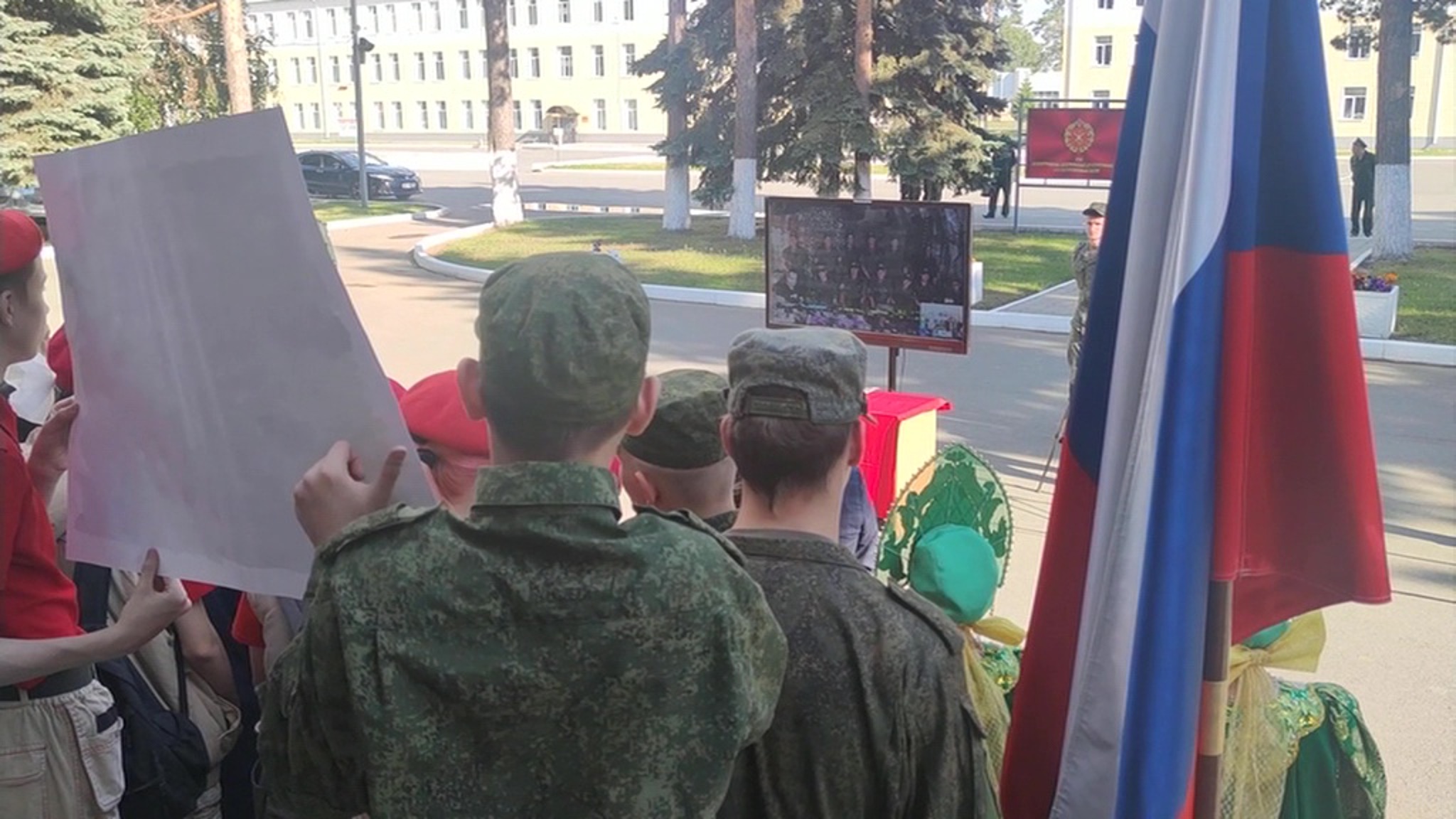 Для участников спецоперации организовали телемост с родными