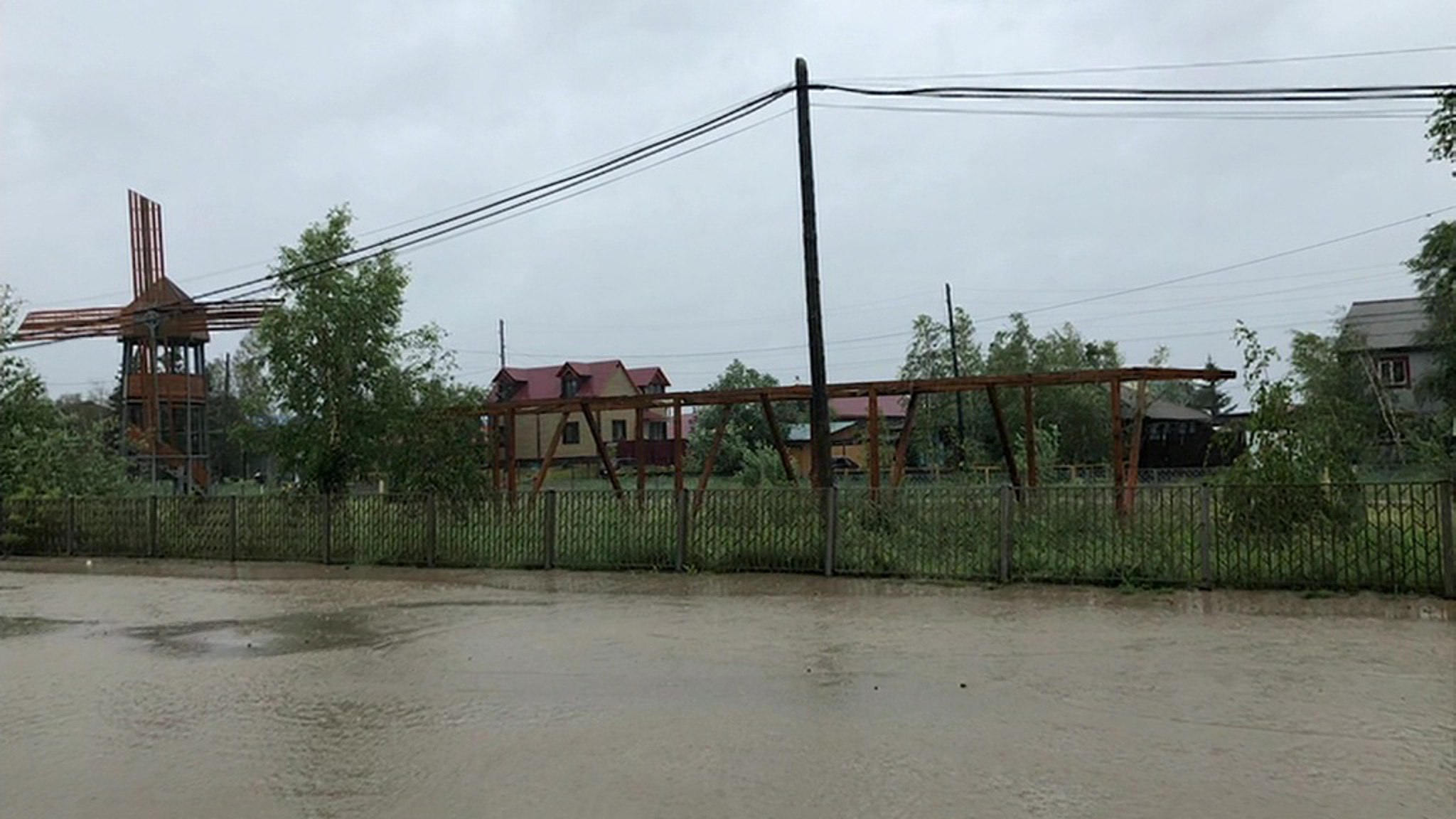 Регионы России заливают дожди