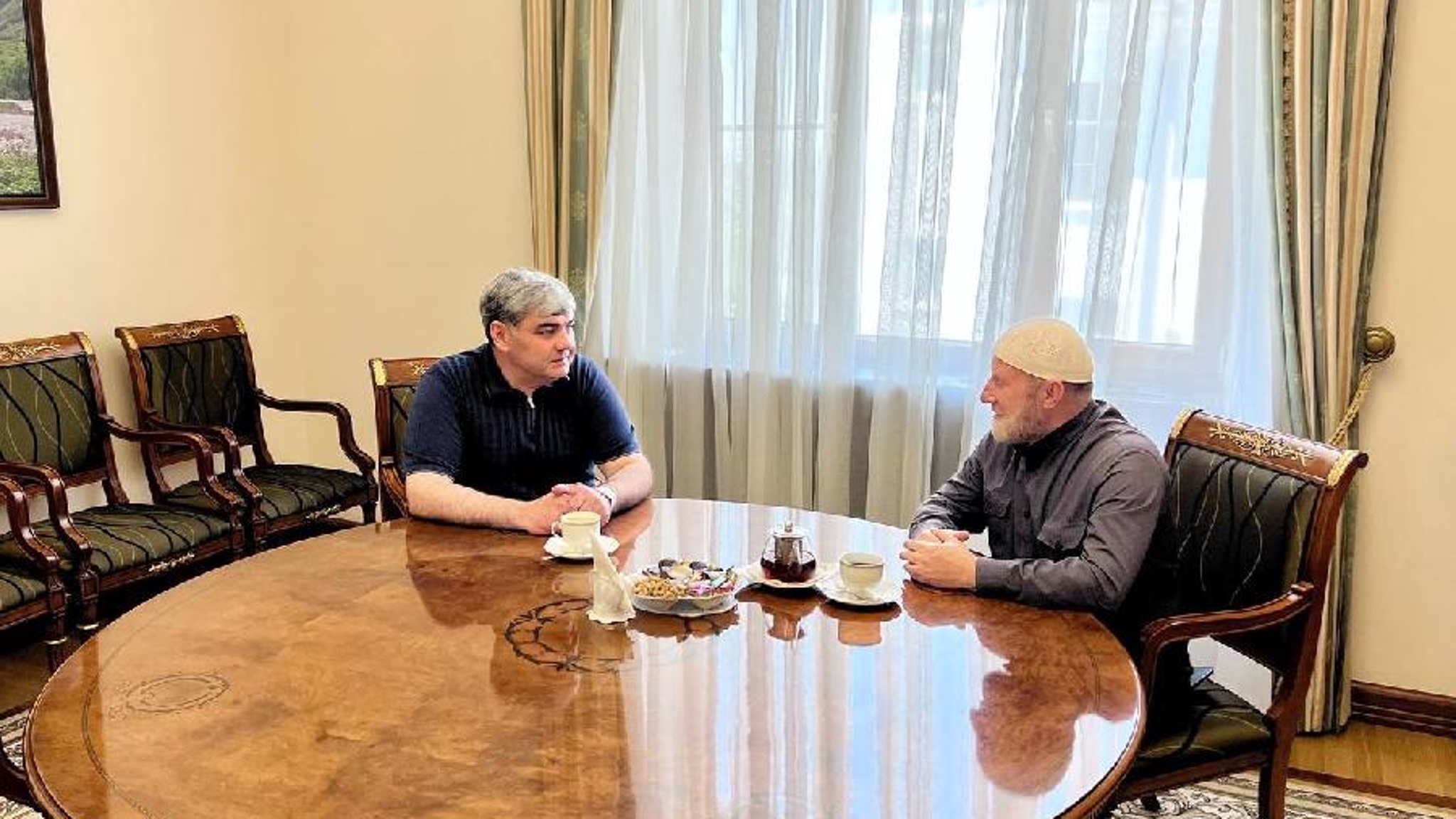 Глава КБР Казбек Коков встретился с председателем ДУМ КБР Хазраталием Дзасежевым