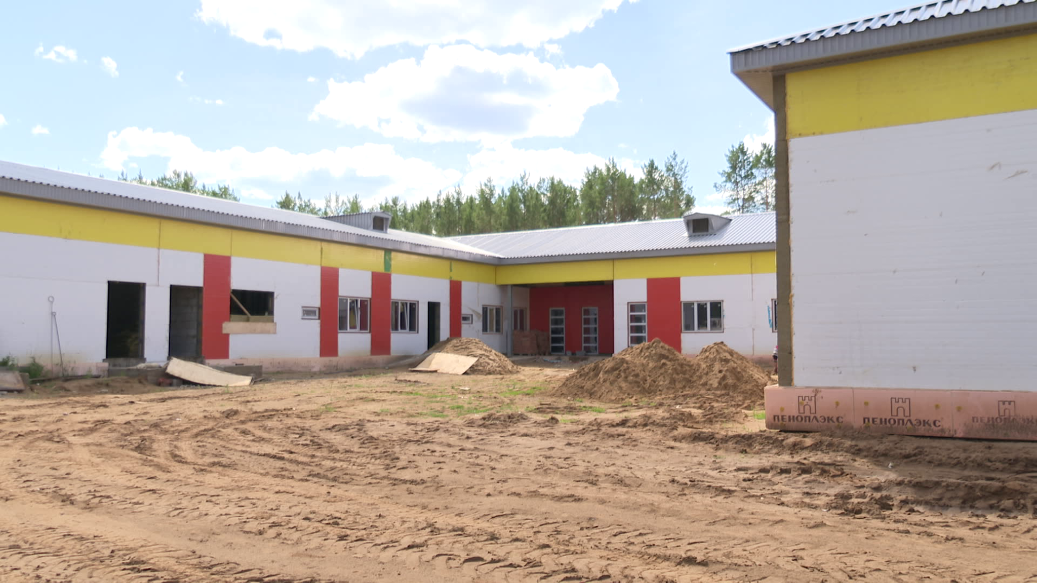 В Ербогачене вновь "заморозили" строительство новой районной больницы. Необходимы корректировки в проекте. Когда же достроят?