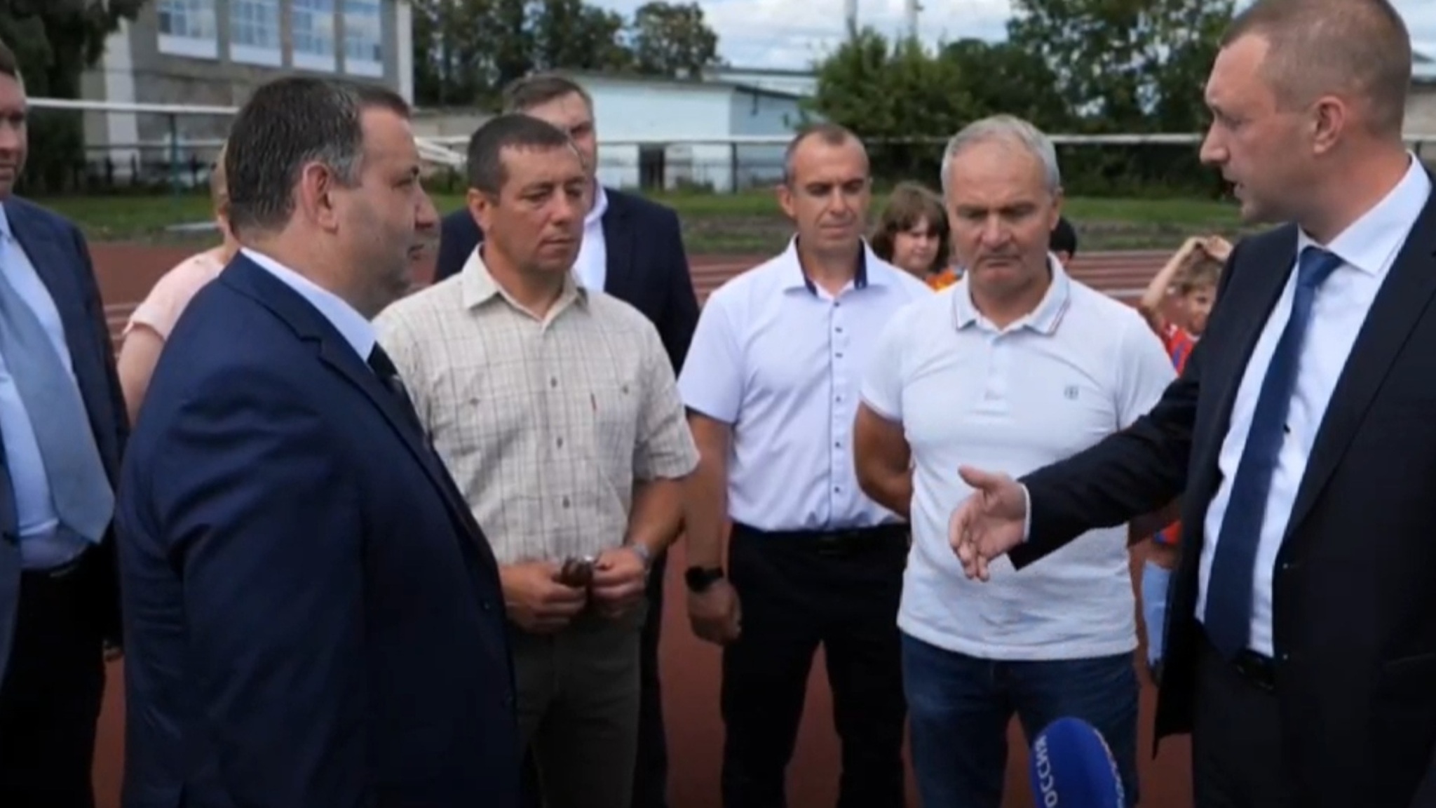 Роман Бусаргин встретился с юными спортсменами в г. Ртищево