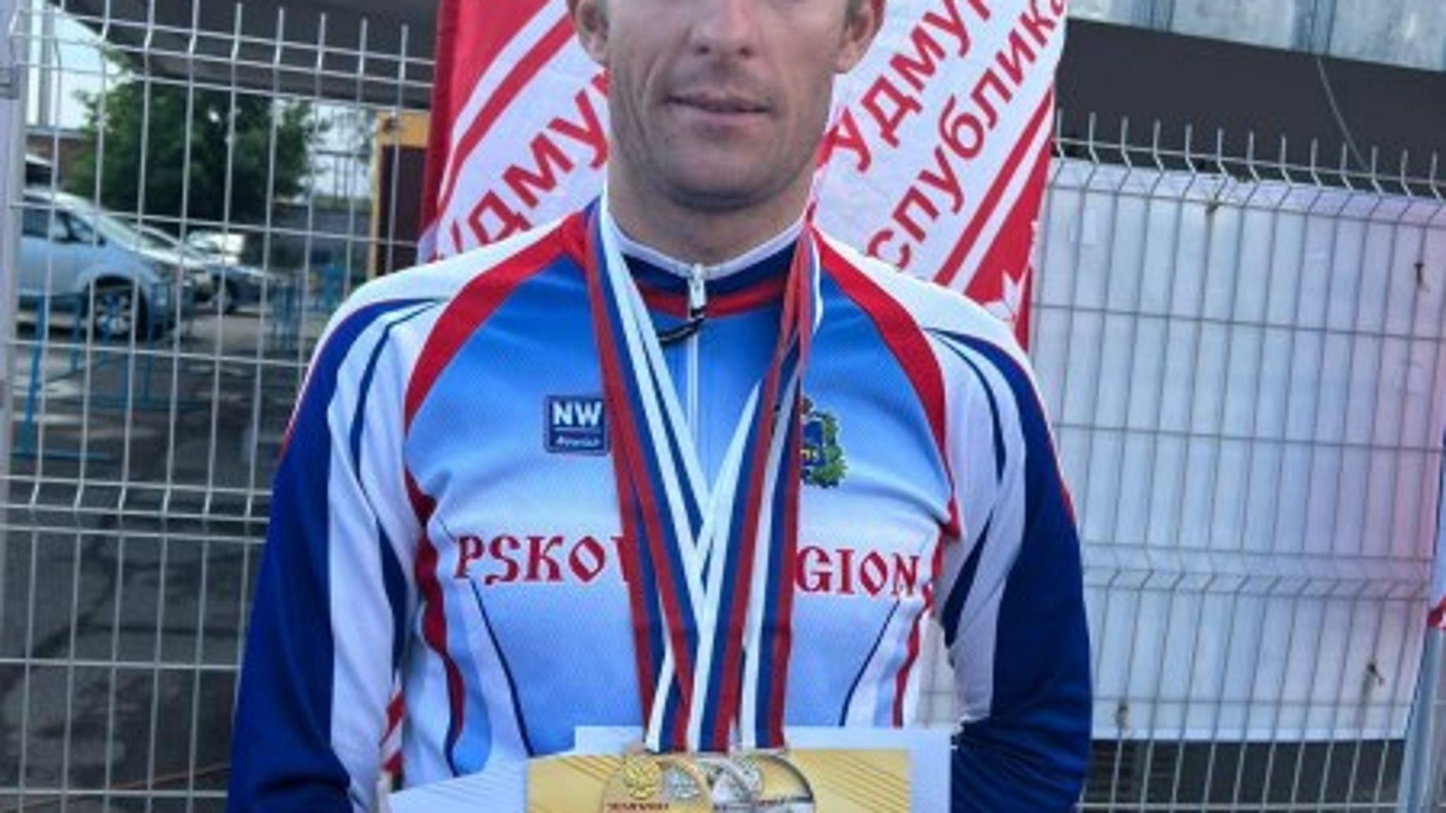 Пскович Иван Макаров взял "золото" и "серебро" на Чемпионате России по велоспорту-шоссе