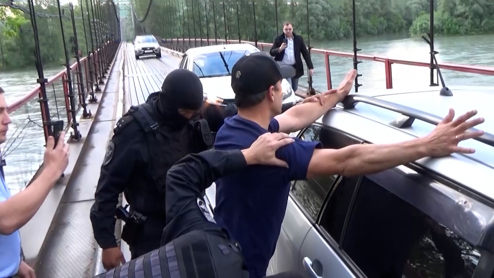 На Алтае задержали крупную банду сутенеров, которой руководили женщины