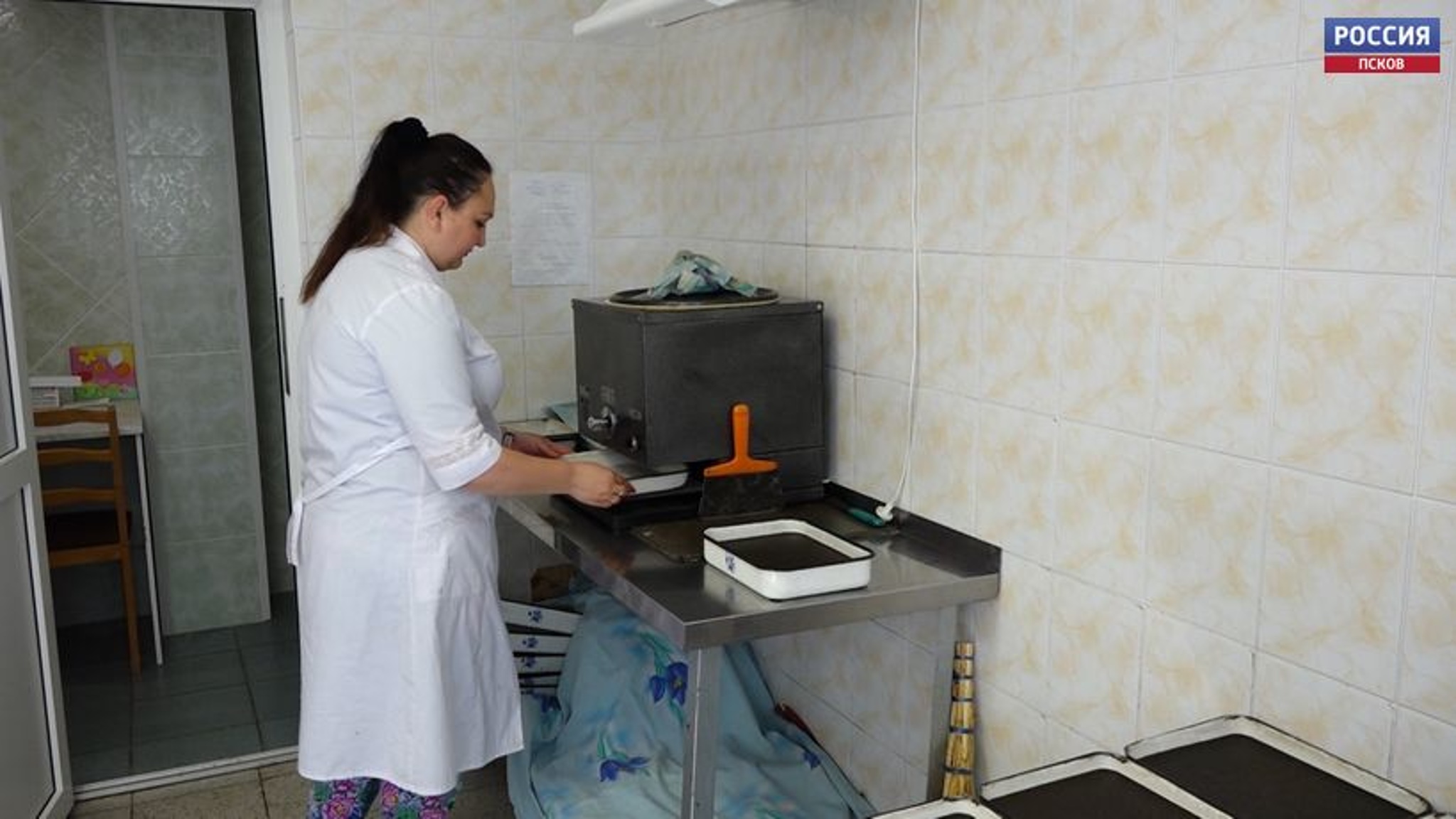 Не желают сидеть на шее. Украинские беженцы трудоустраиваются на Псковщине