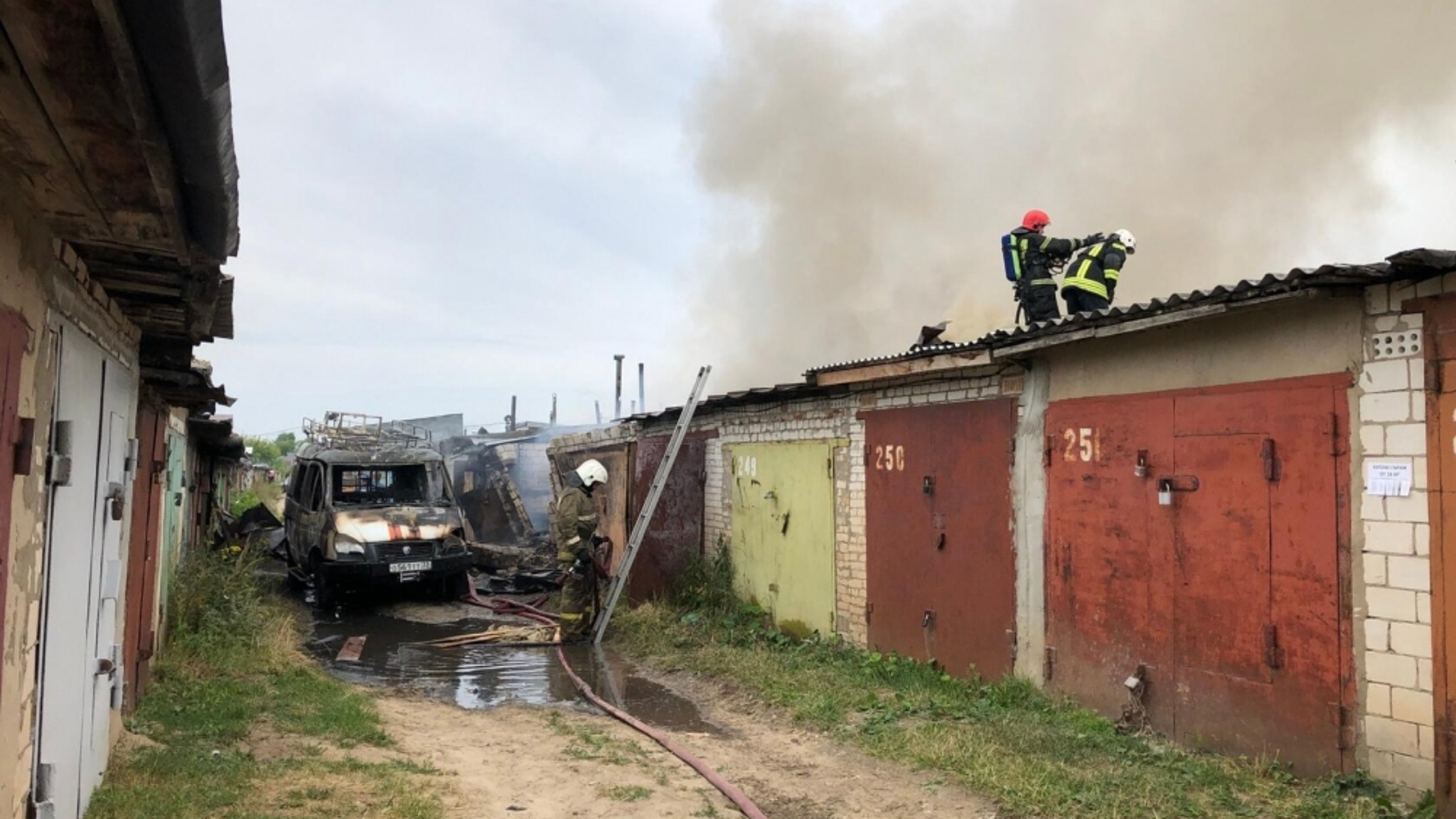 В гаражах города Коврова произошел взрыв, есть пострадавшие