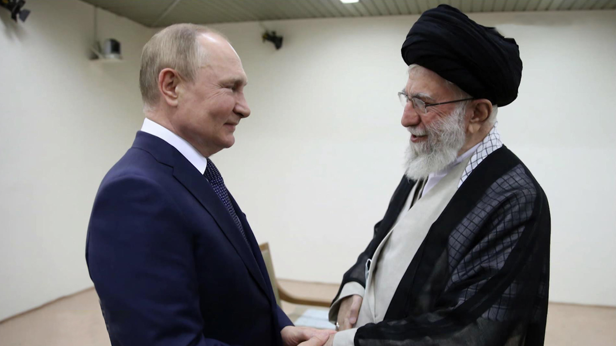 Как встречали Путина в Иране