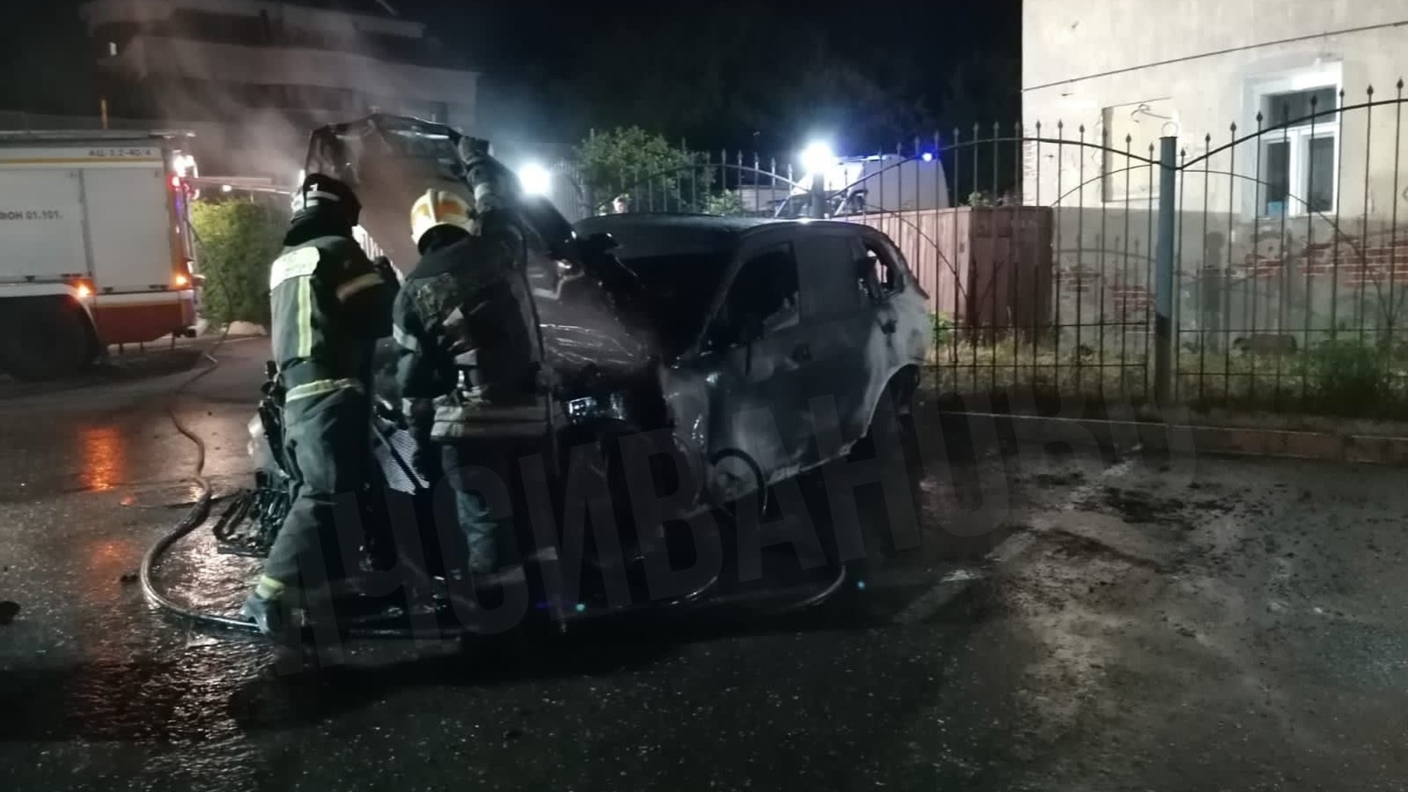 В центре Иванова подожгли кроссовер