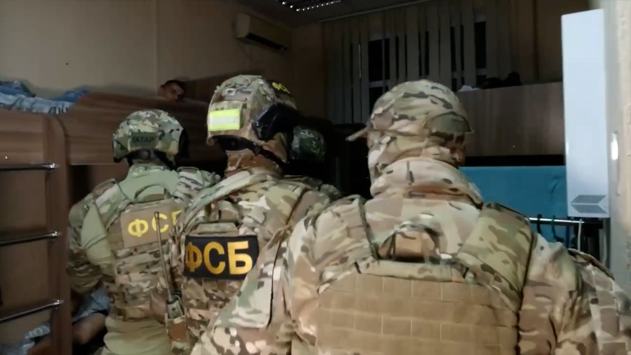 ФСБ задержала в Крыму петербуржца, завербованного Украиной