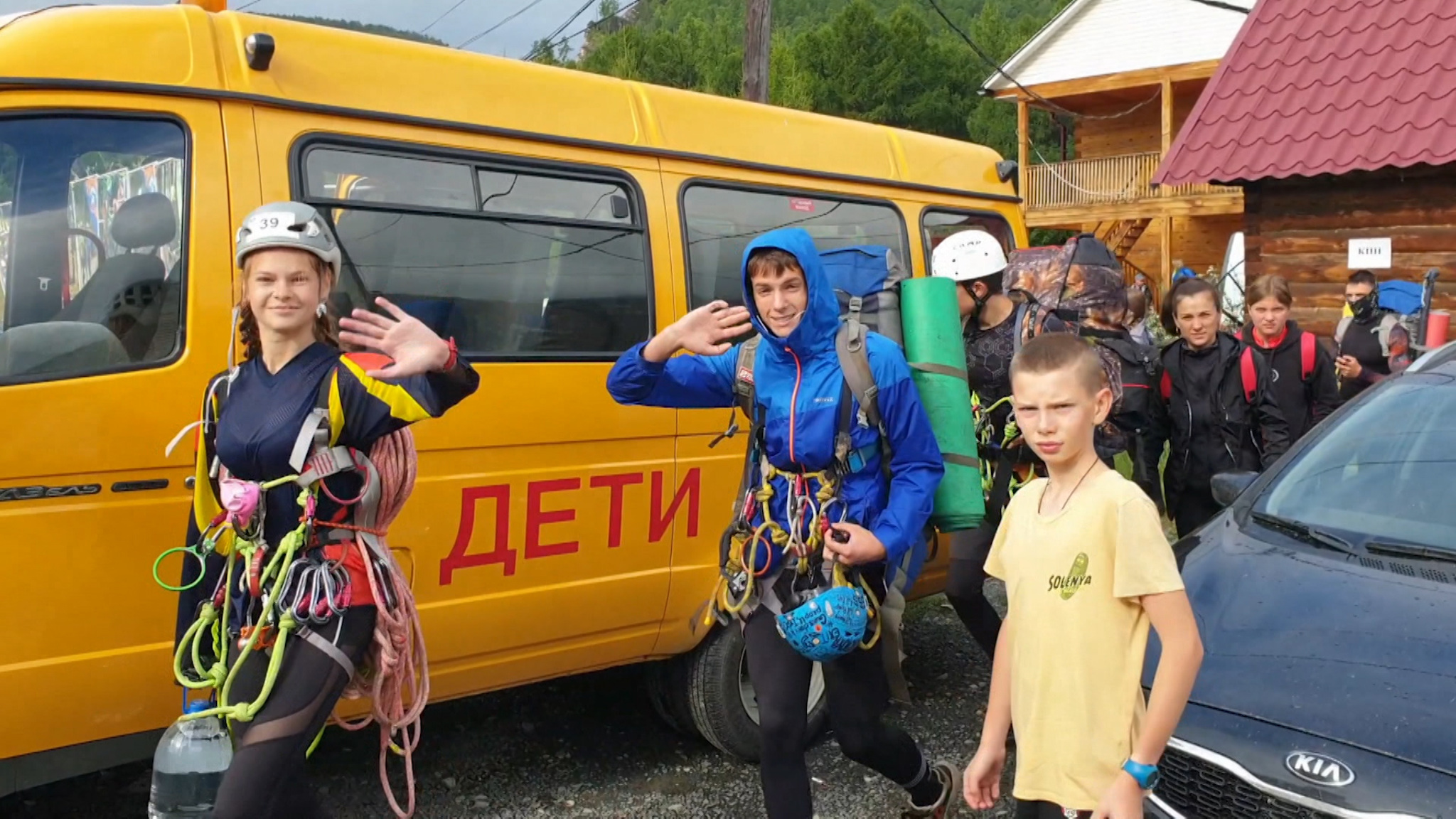 Участники Всероссийских соревнований "Школа безопасности" прошли по "Маршруту выживания"