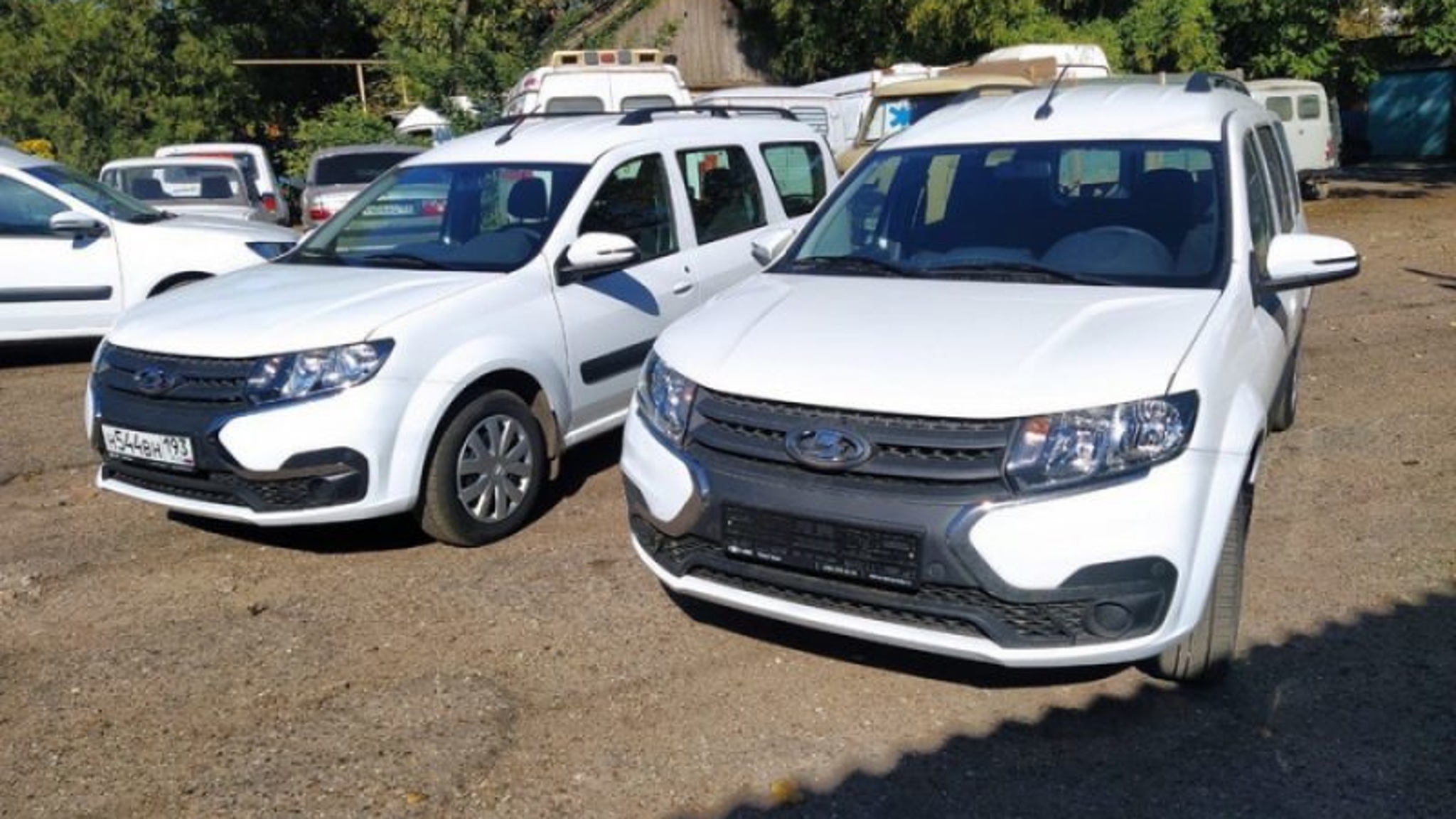 Изношенный автопарк Альметьевской детской горбольницы полностью заменен на новый по нацпроекту