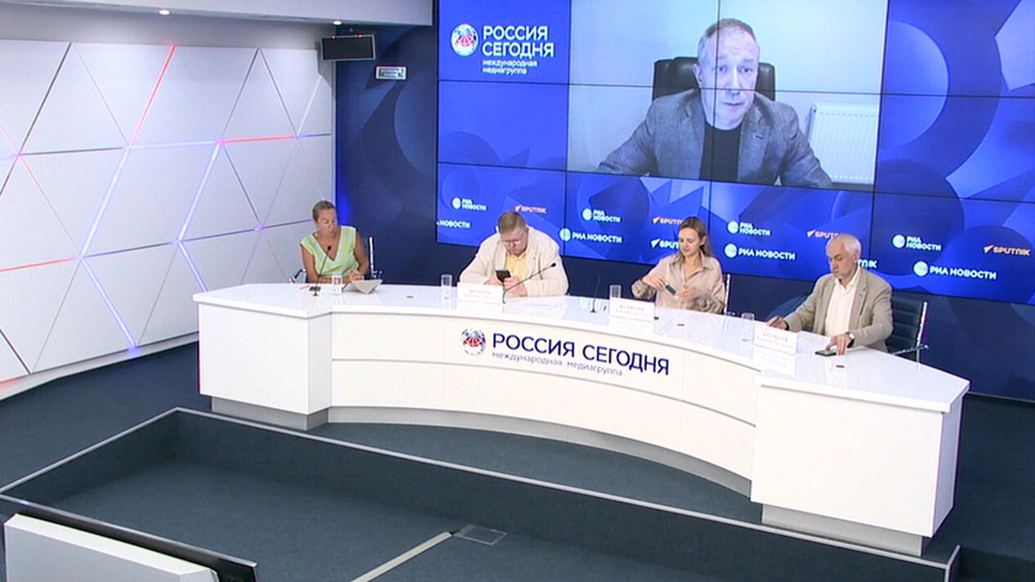 В Москве прошел круглый стол, посвященный Единому дню голосования