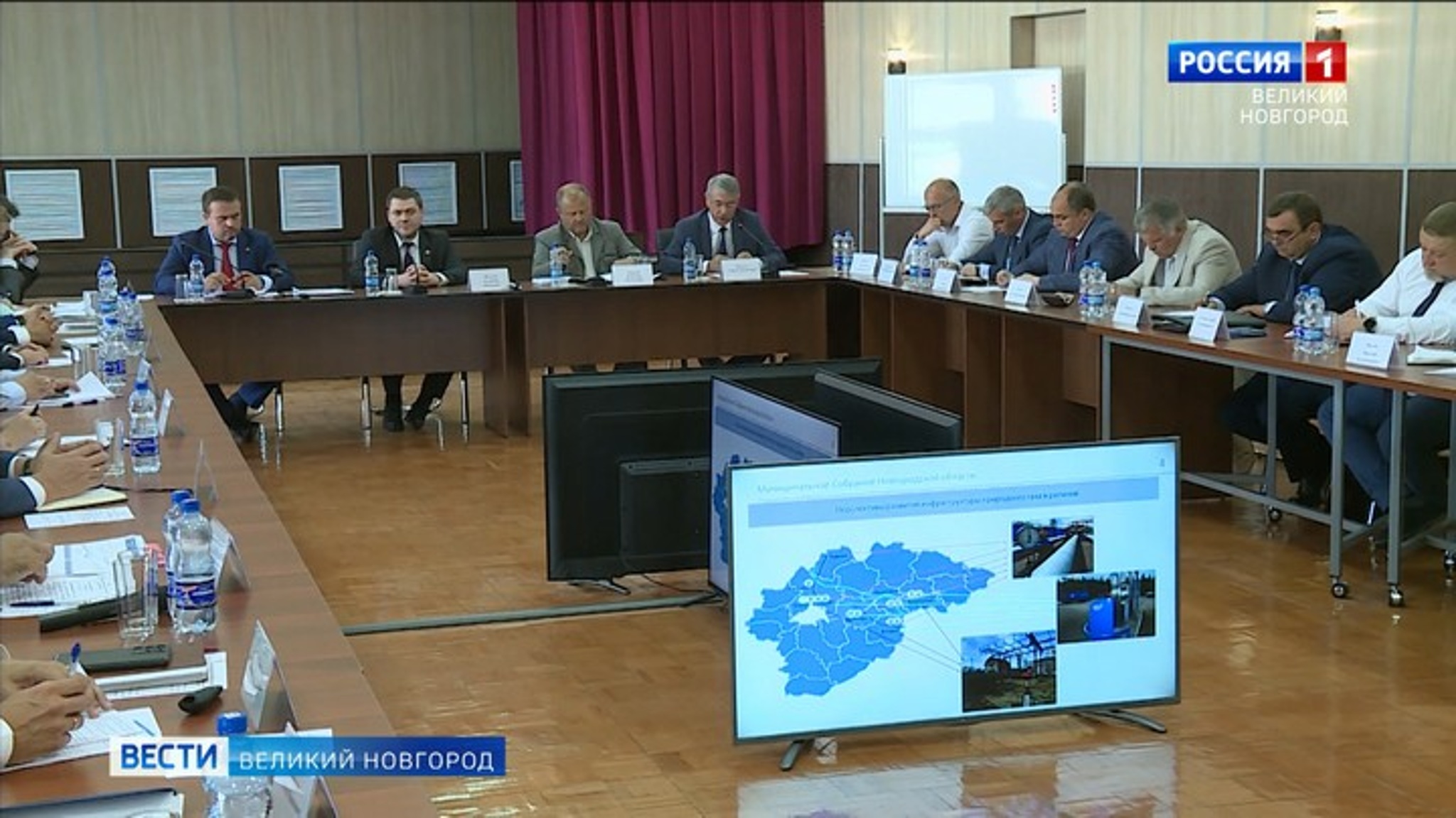 В Великом Новгороде состоялось очередное заседание Муниципального собрания