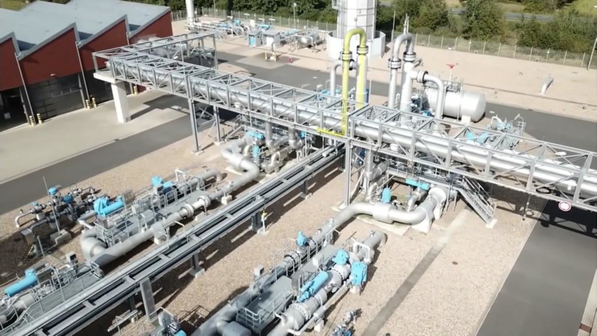Нехватка СПГ приносит торговцам ресурсами миллионные убытки