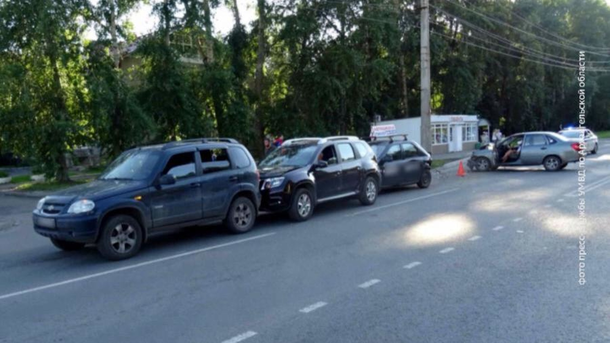 ДТП с участием четырех автомобилей произошло в центре Архангельска