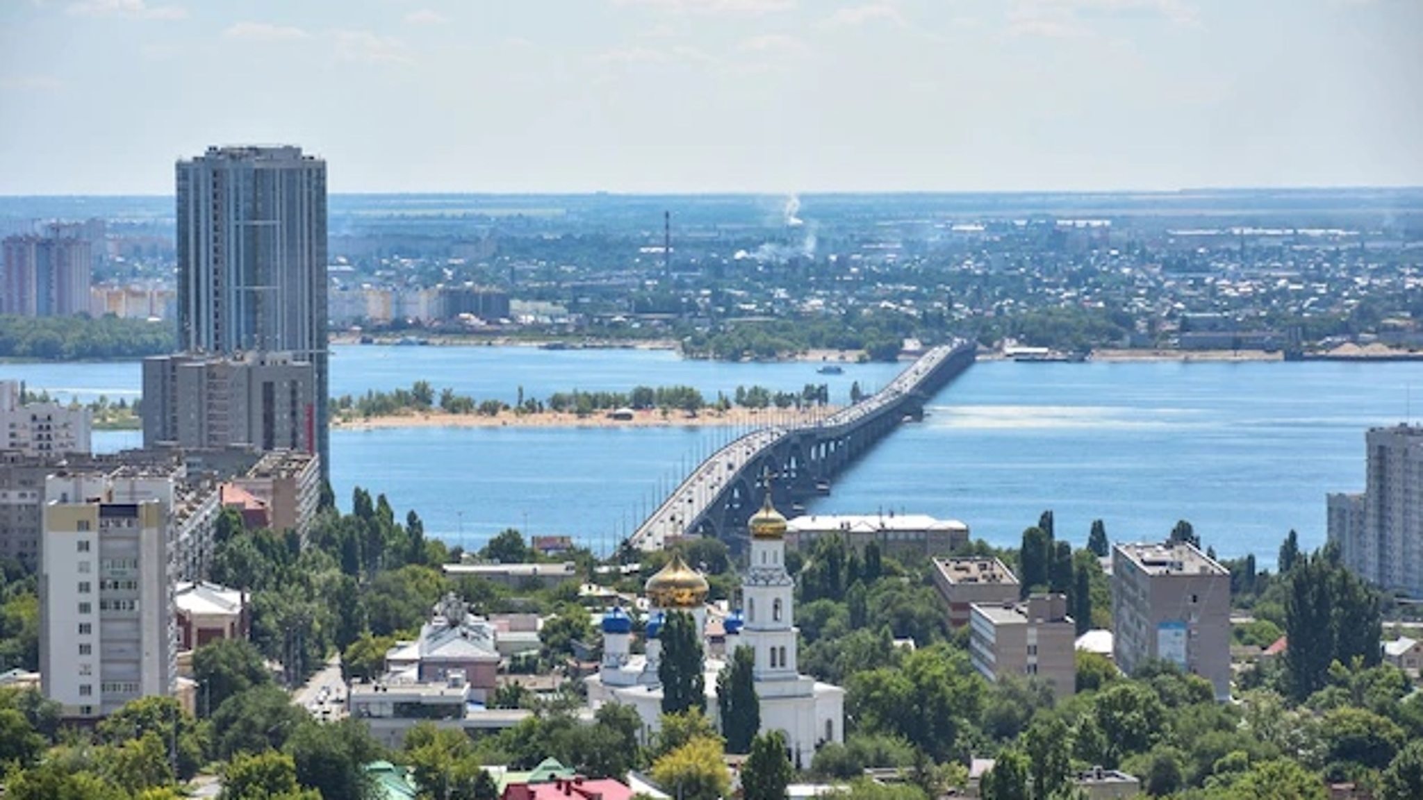 В топ-10 самых популярных городов для отдыха на Волге вошел Саратов