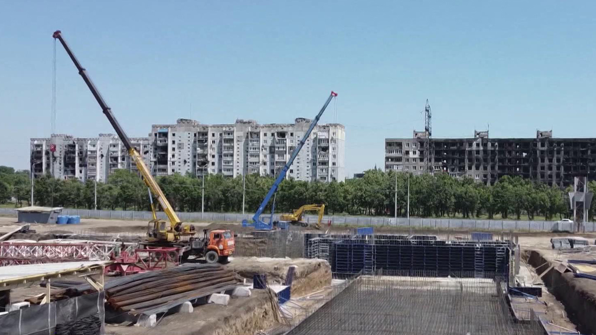 Мариуполь смогут полностью восстановить за три года