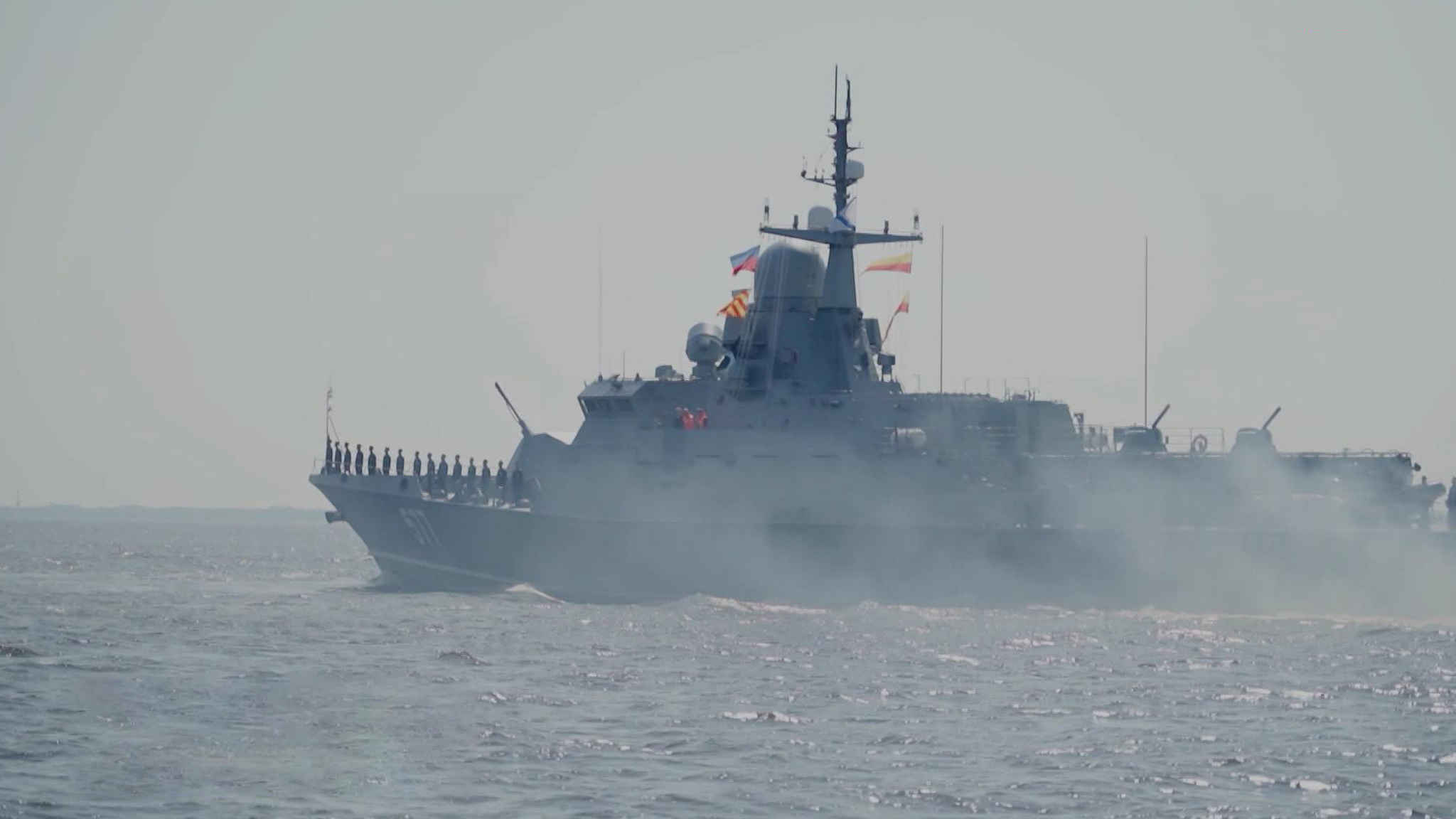 Парадный Кронштадт: море и флот здесь повсюду