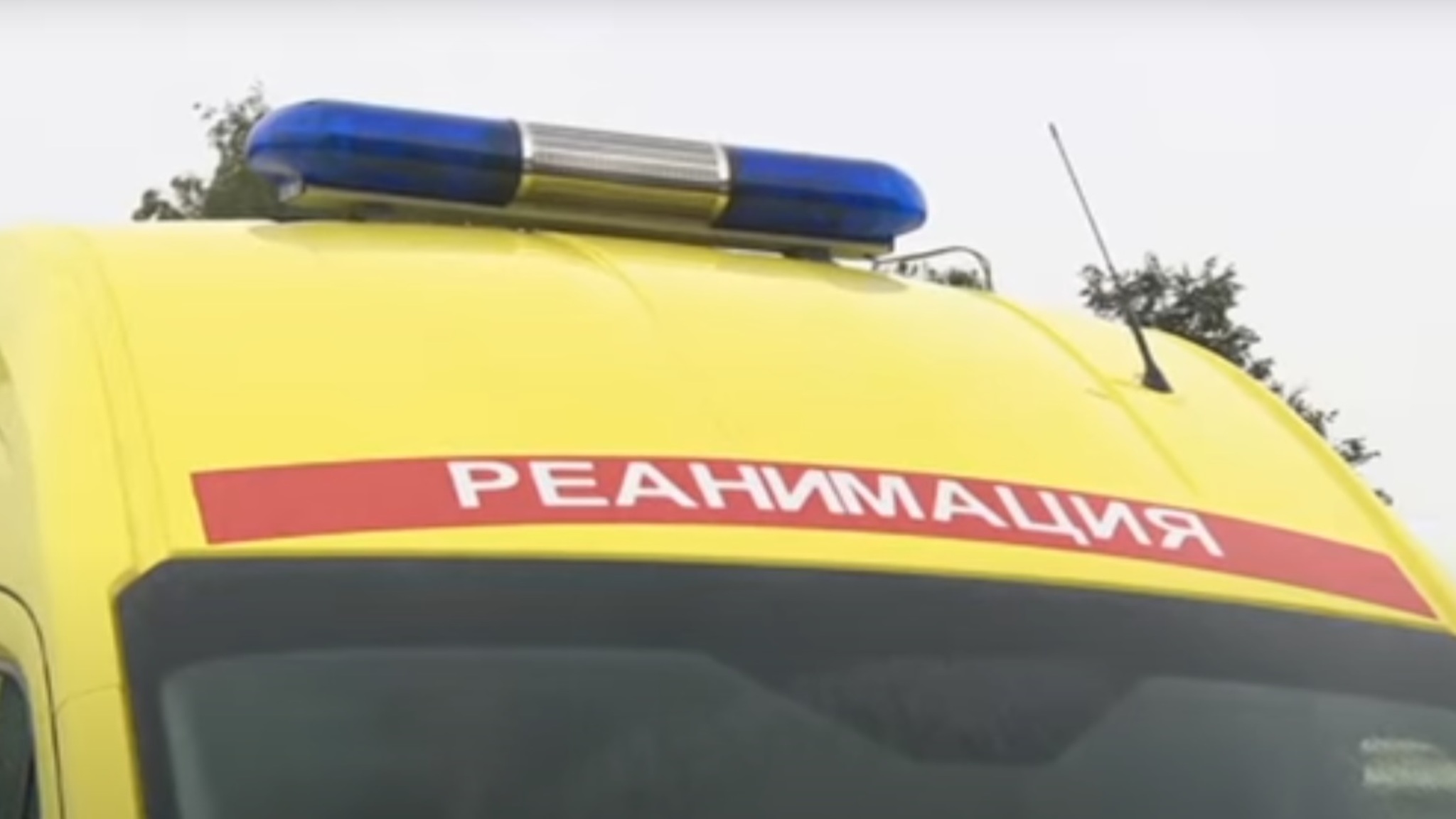 Порезавший себе горло тюменец находится в реанимации