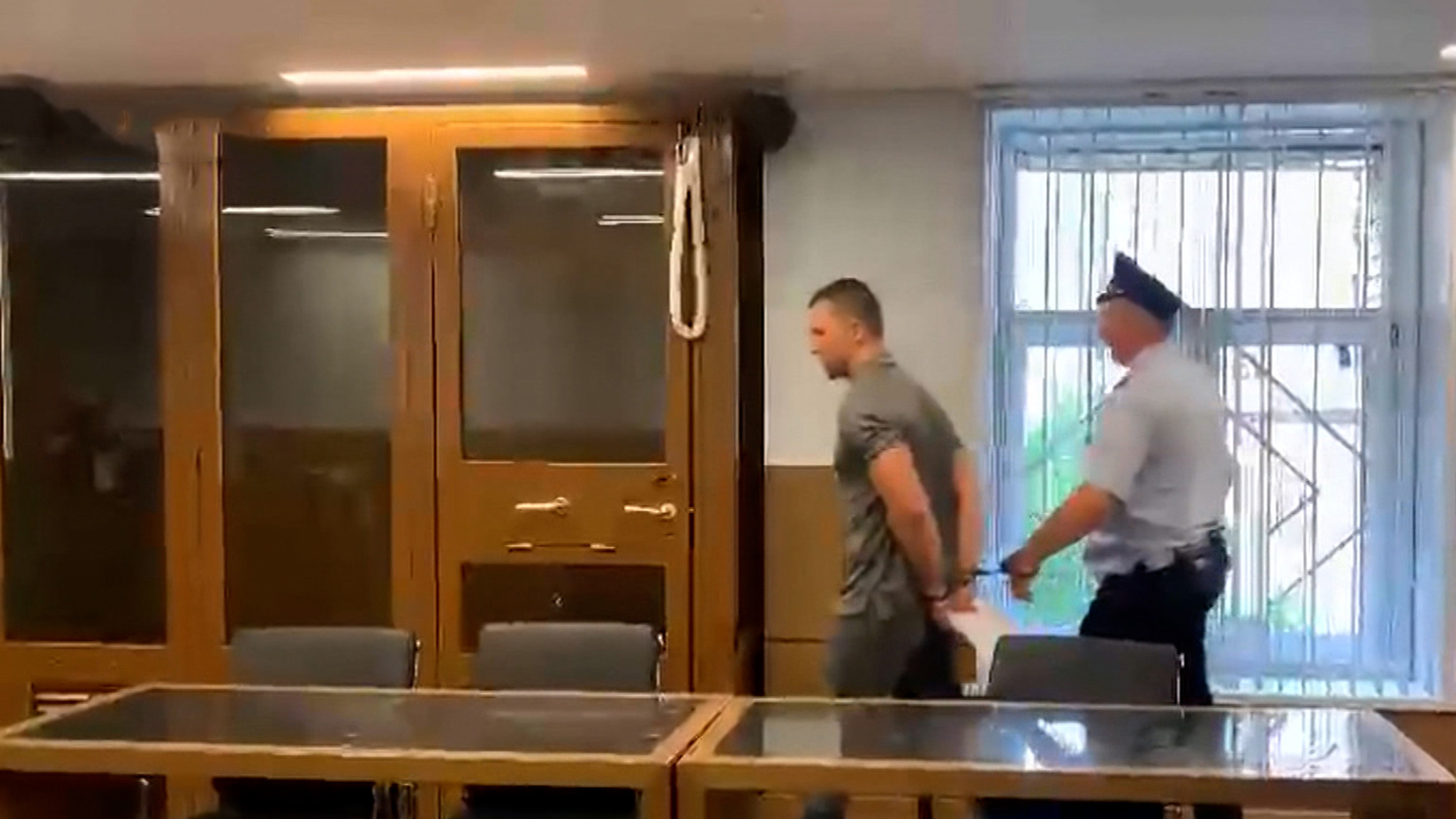 Задержан бывший руководитель аппарата главы МЧС
