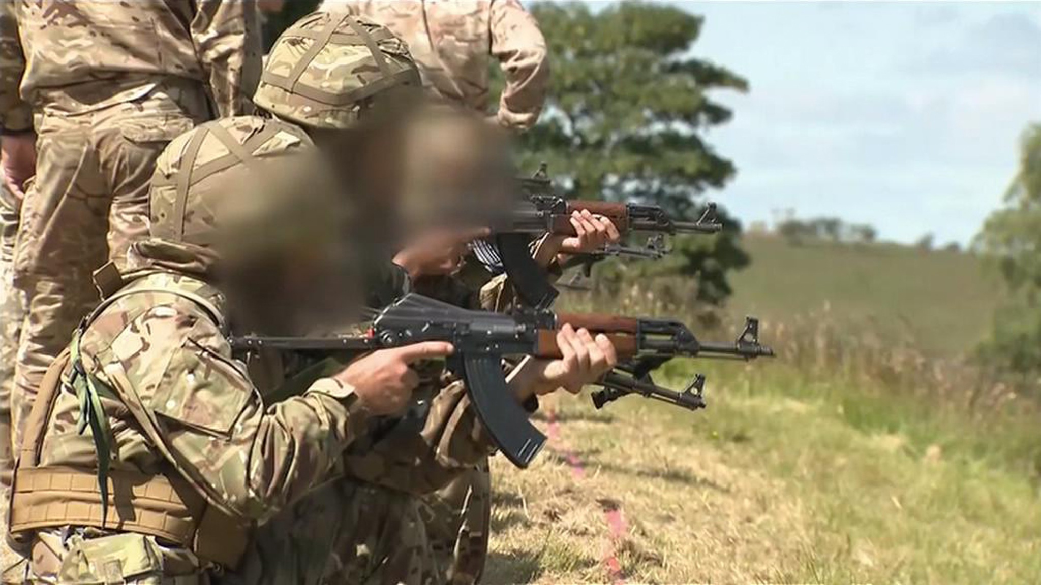 Шведские инструкторы будут обучать украинских военных в Великобритании