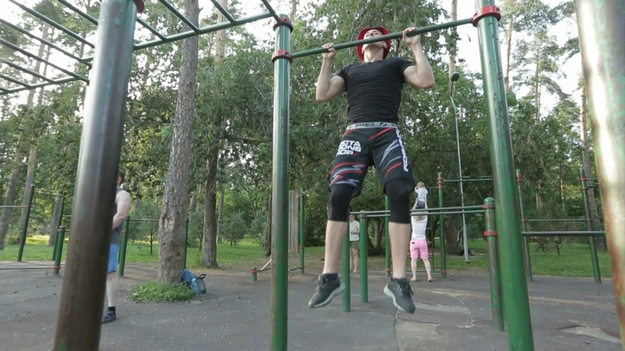 Страна в движении