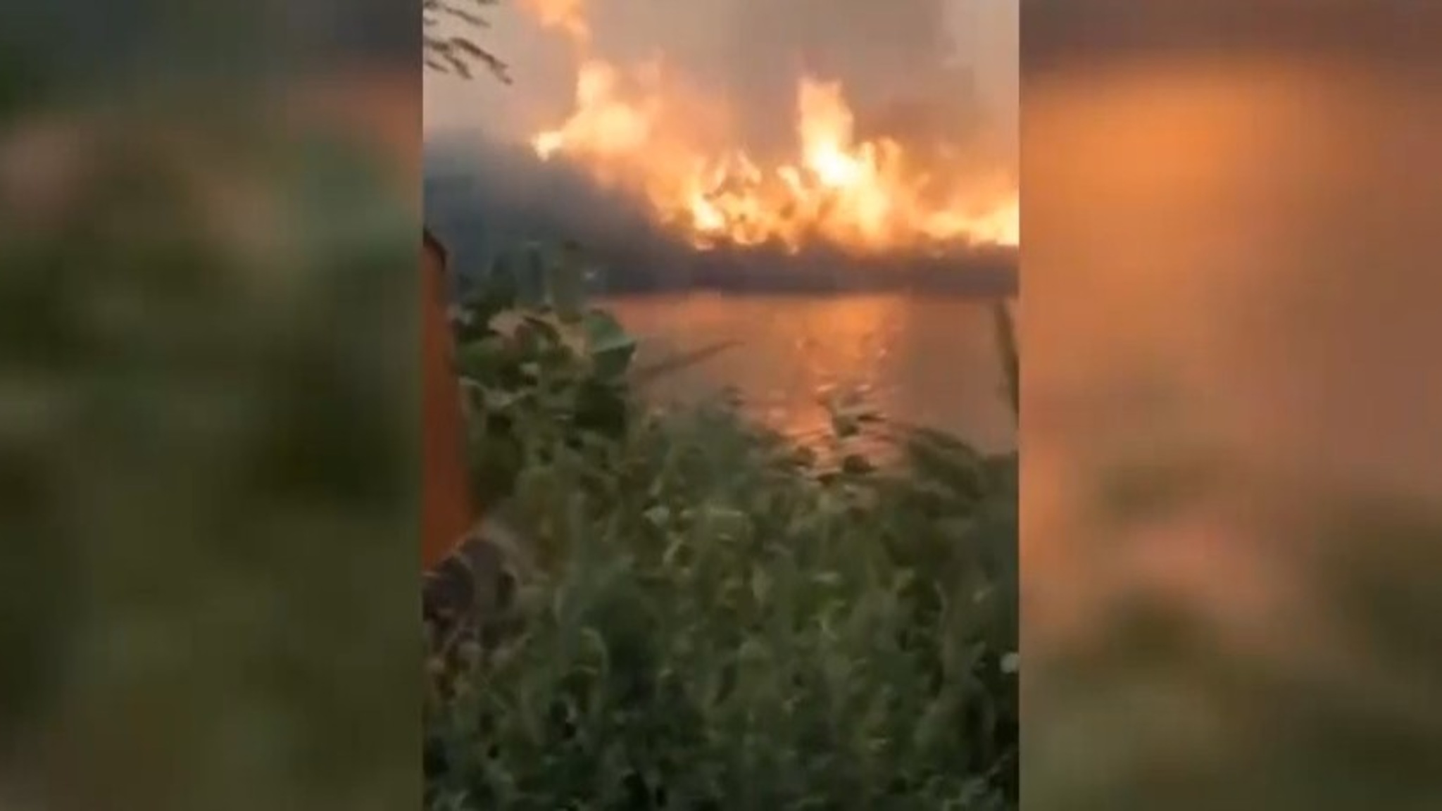 Крупный пожар произошел в Новоузенском районе