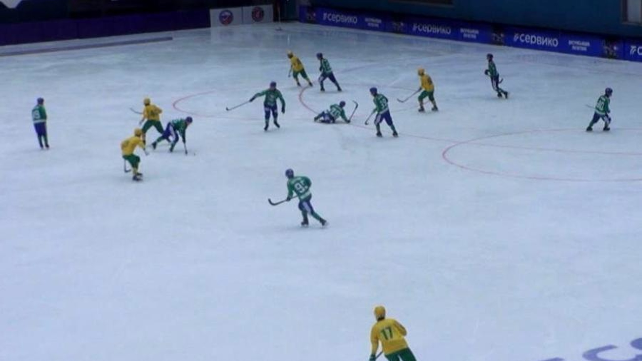 Новый сезон архангельский "Водник" начал с разгромной победы