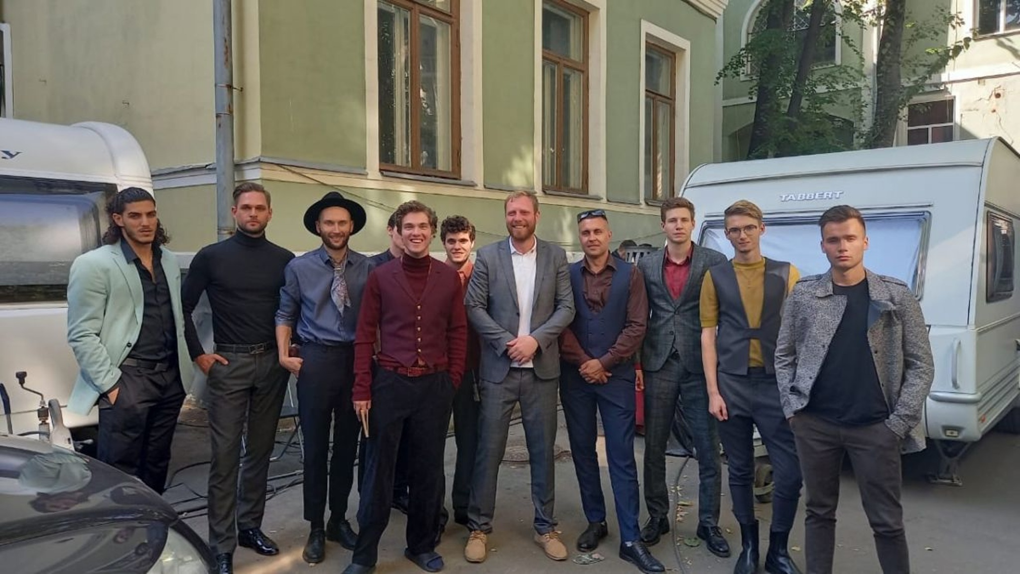 Актер из Владимира снялся в сериале по бестселлеру "Жить жизнь"