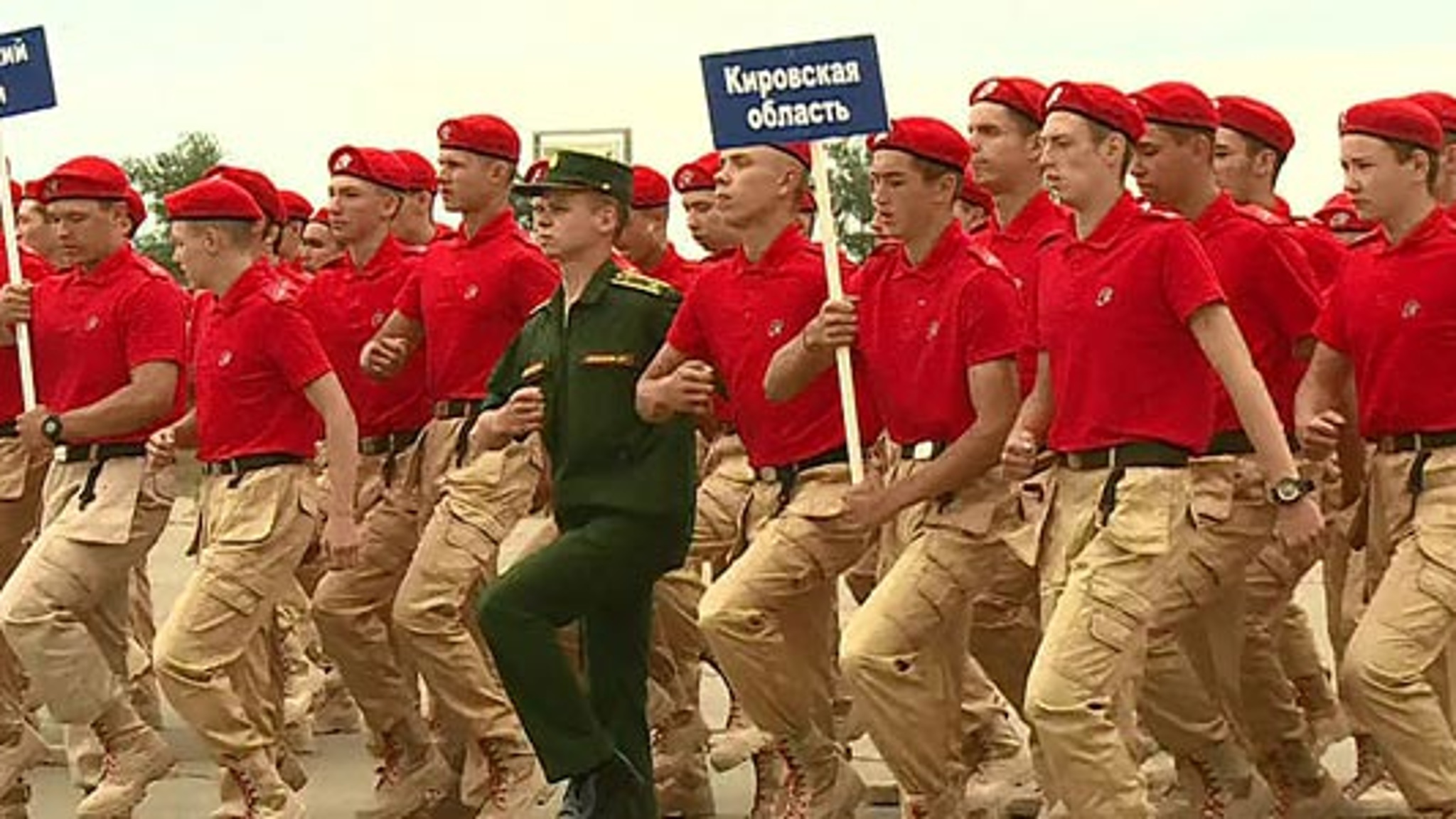 На полигоне "Учебный" торжественно закрыли военно-патриотические сборы "Гвардеец"