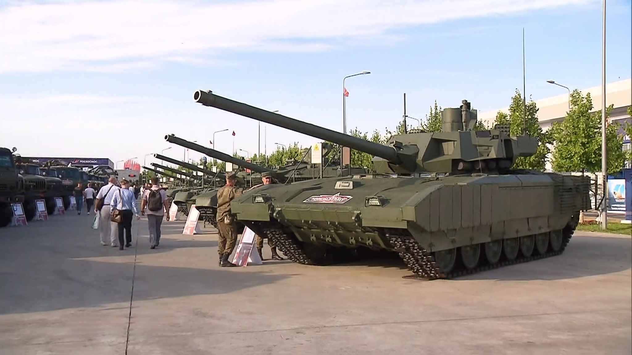 В "Патриоте" показали будущее российской армии