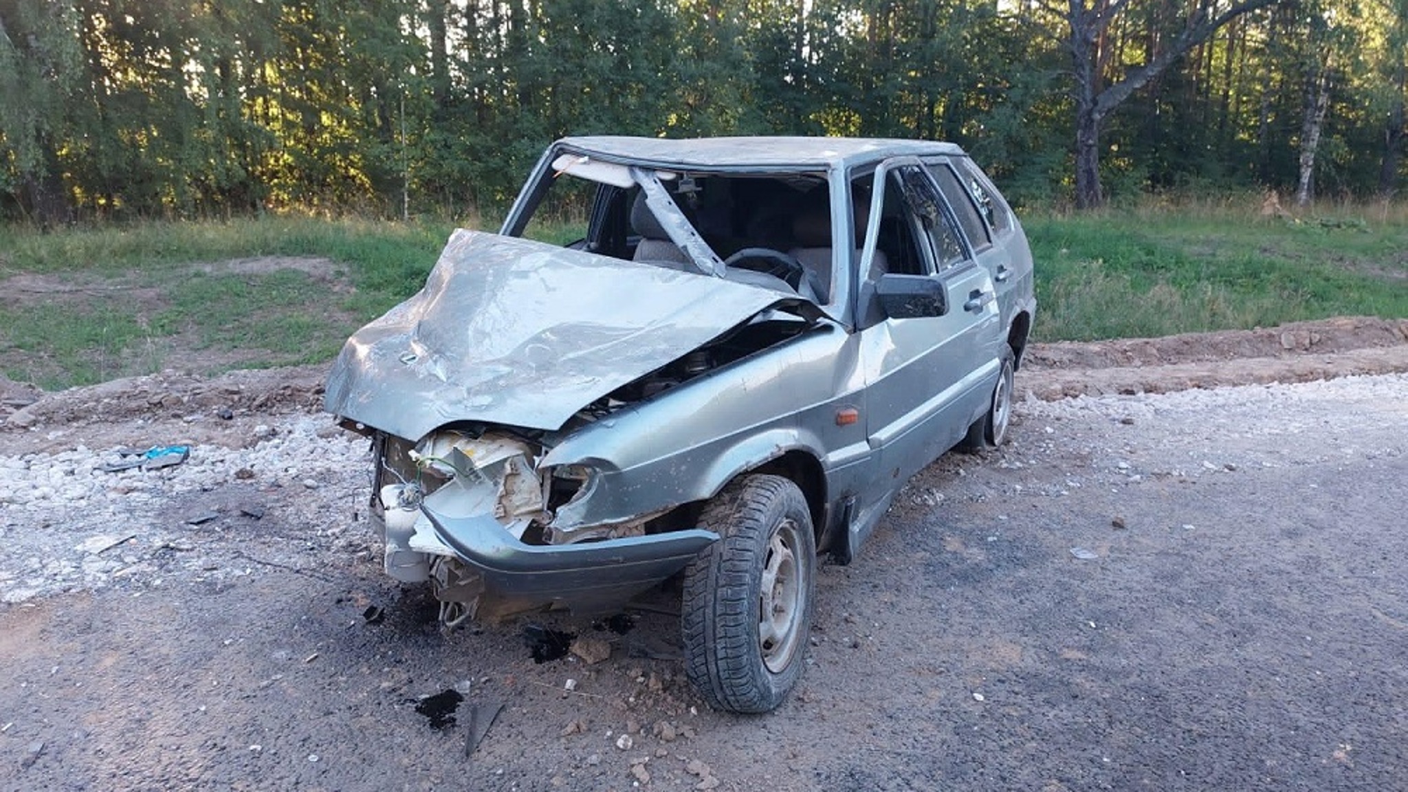 На трассе в Марий Эл Nissan во время маневра столкнулся с ВАЗ-2114