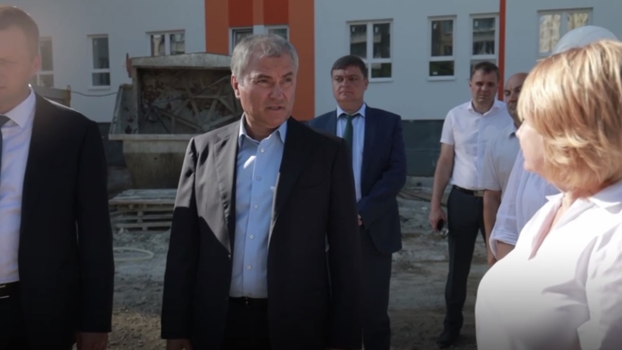 Новую поликлинику с диагностическим центром в мкр Звезда построят до конца этого года