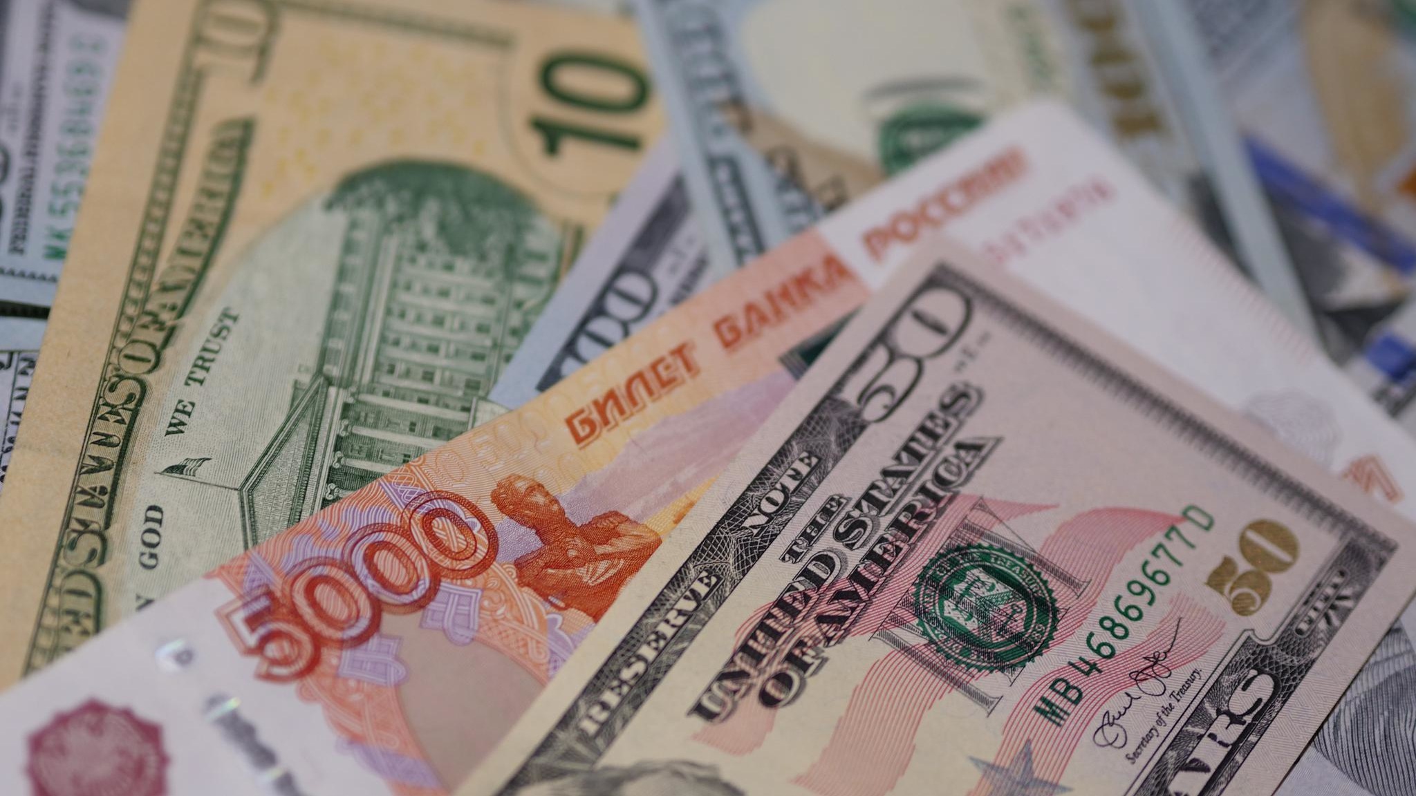 Жителю Сочи присудили штраф 3 млн рублей за клевету о работе ВС РФ