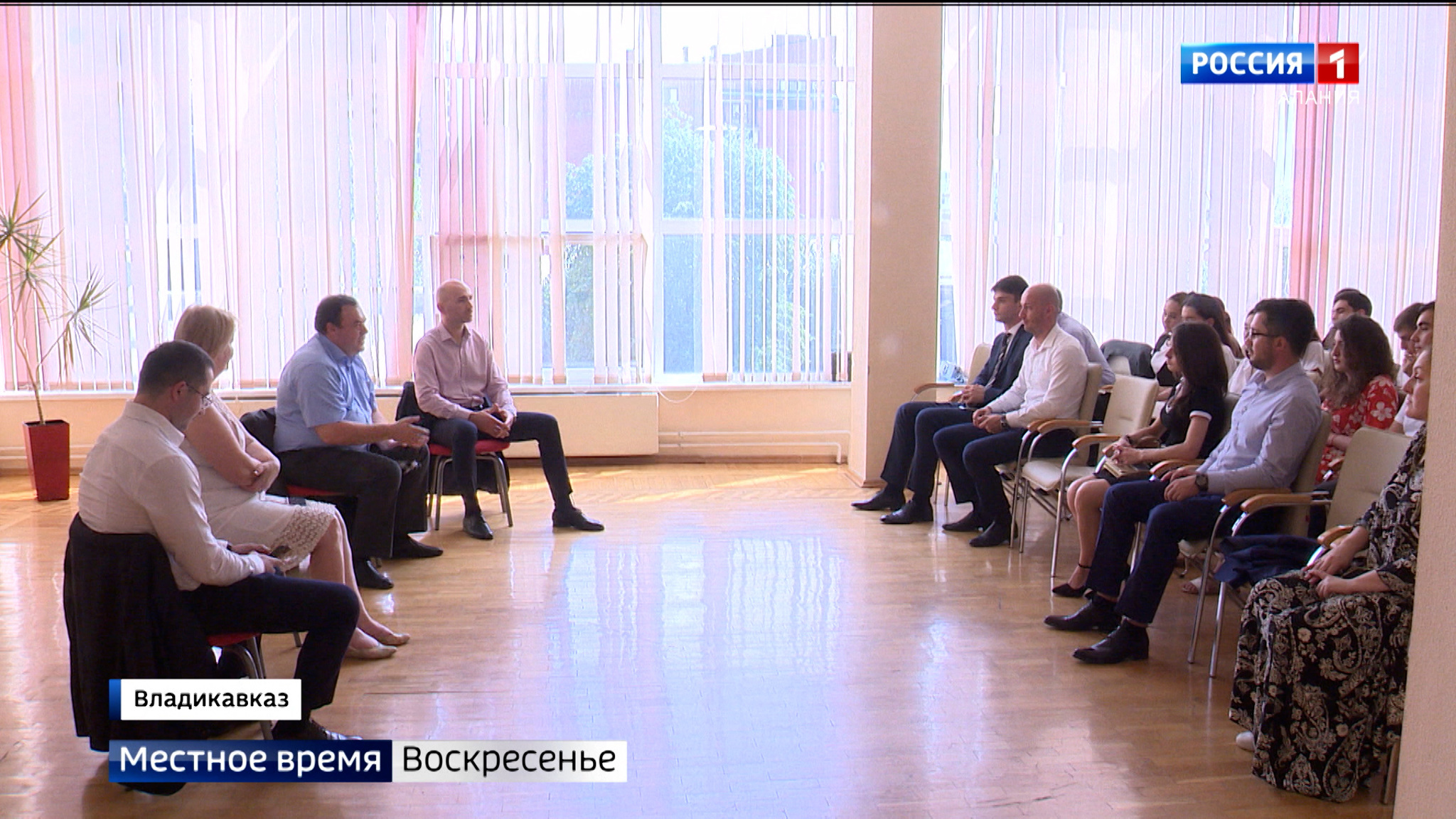 Александр Брод встретился с представителями молодежного парламента Северной Осетии